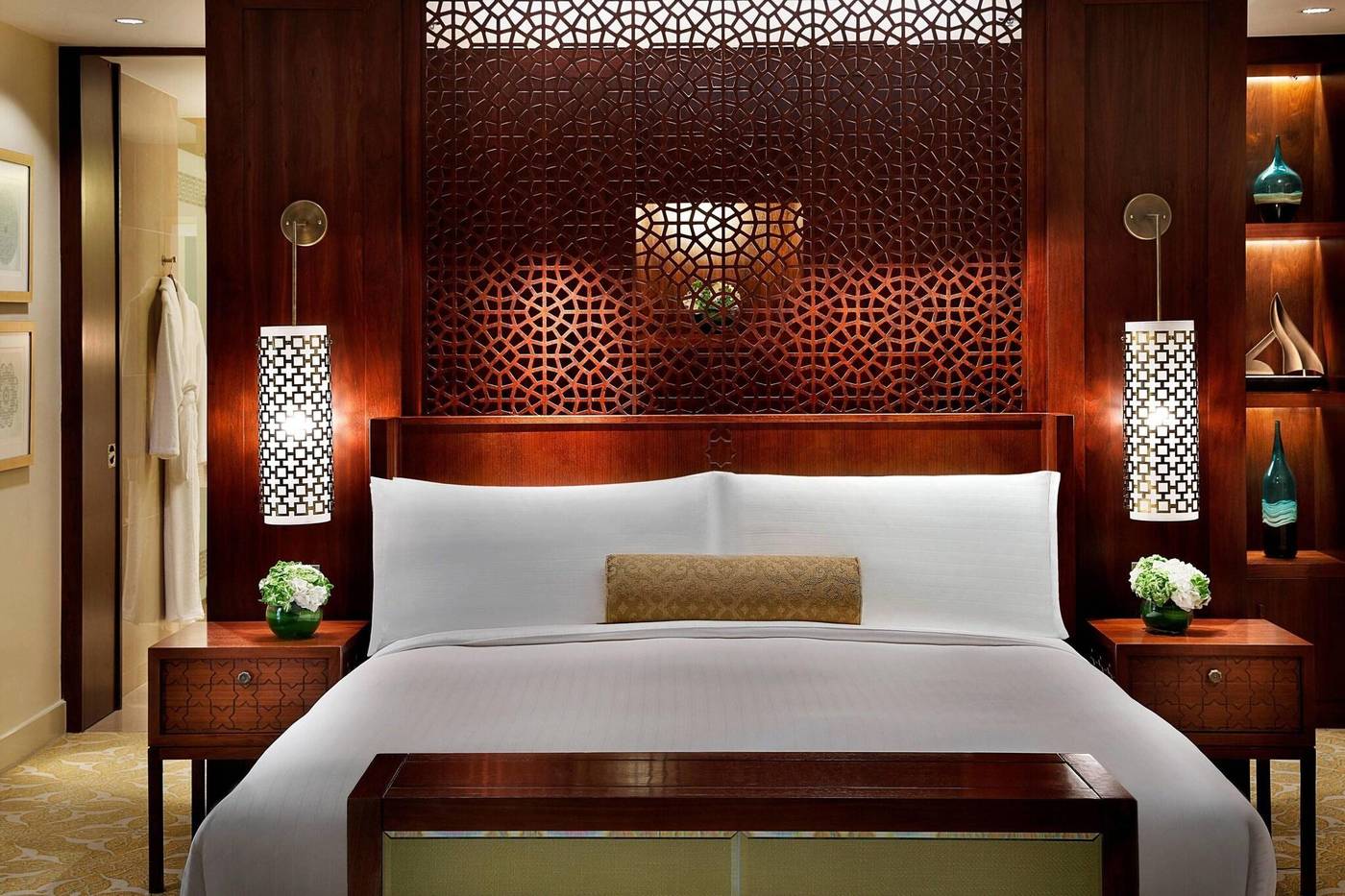 The-Ritz-Carlton--Dubai-Room-42