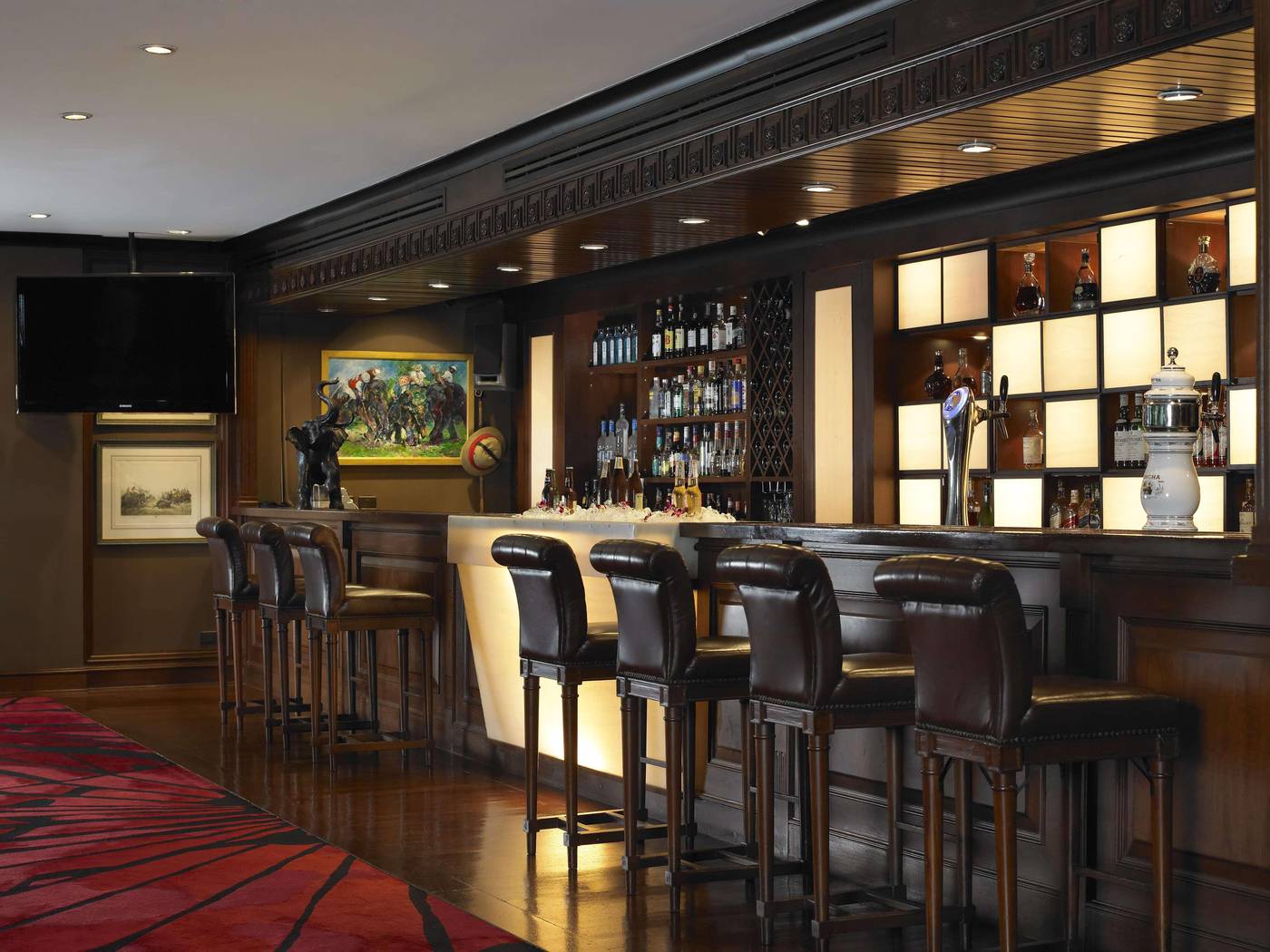 Anantara-Riverside-Bangkok-Restaurant-13