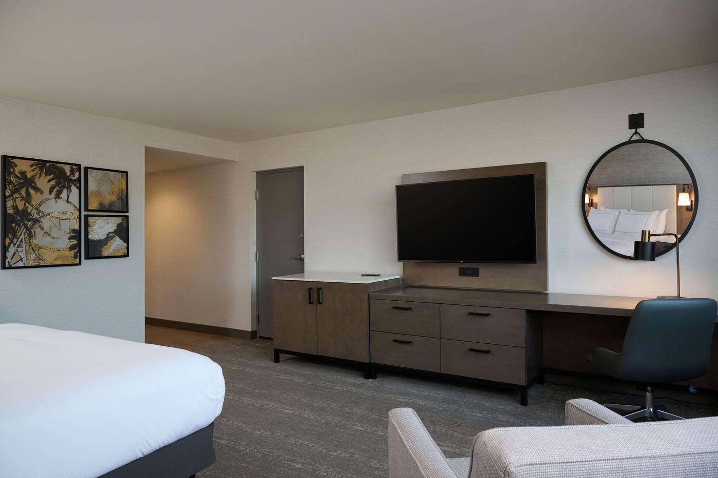 Doubletree-by-Hilton-Buena-Park-Room-27