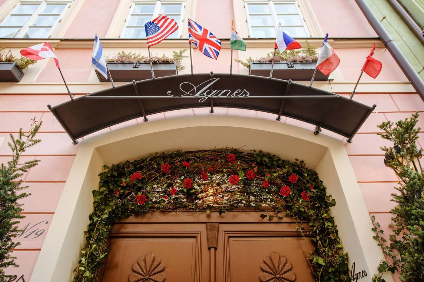 Residence-Agnes-General-view-1