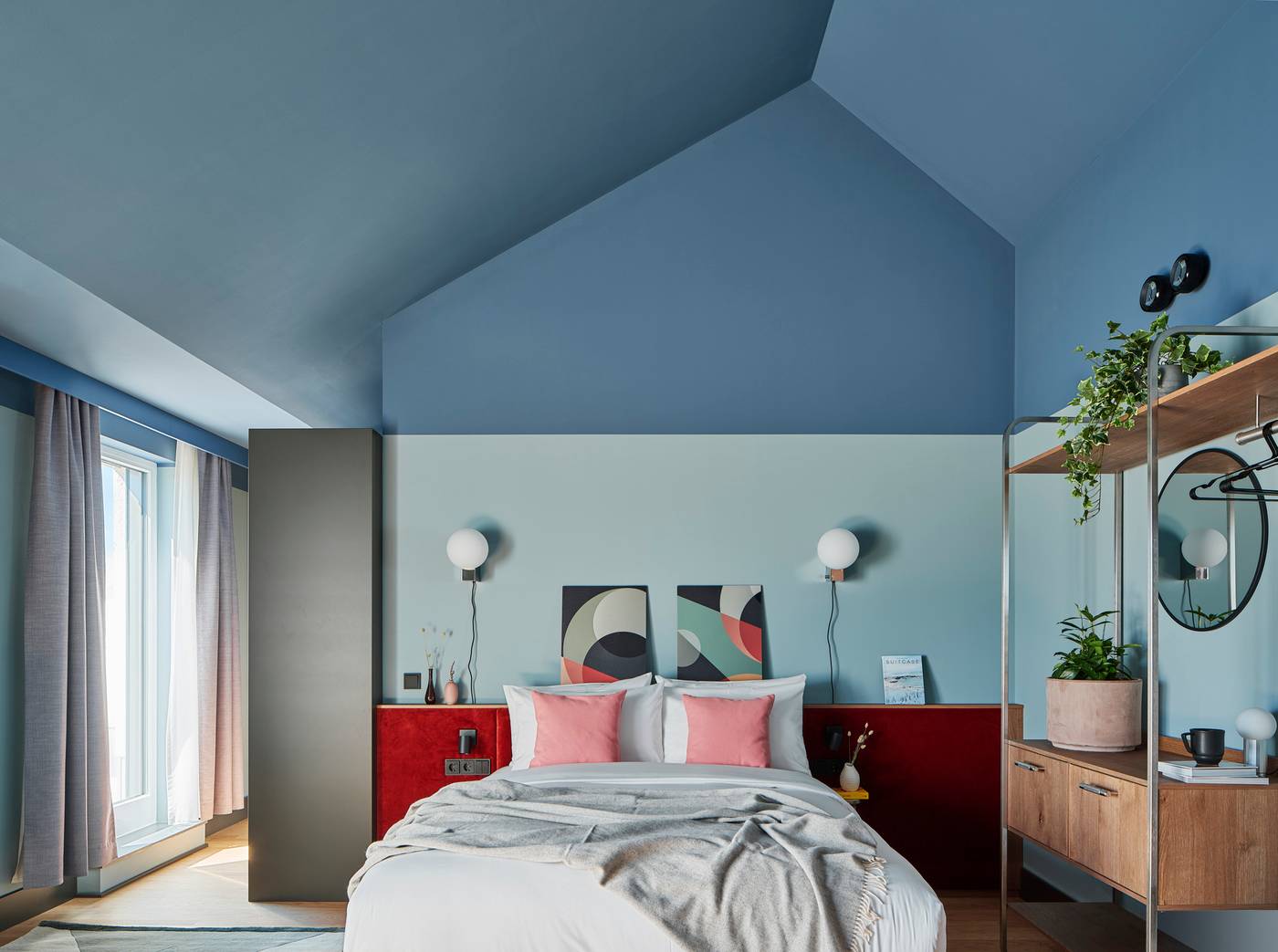 Schwan-Locke--Landwehrstrasse-Room-33