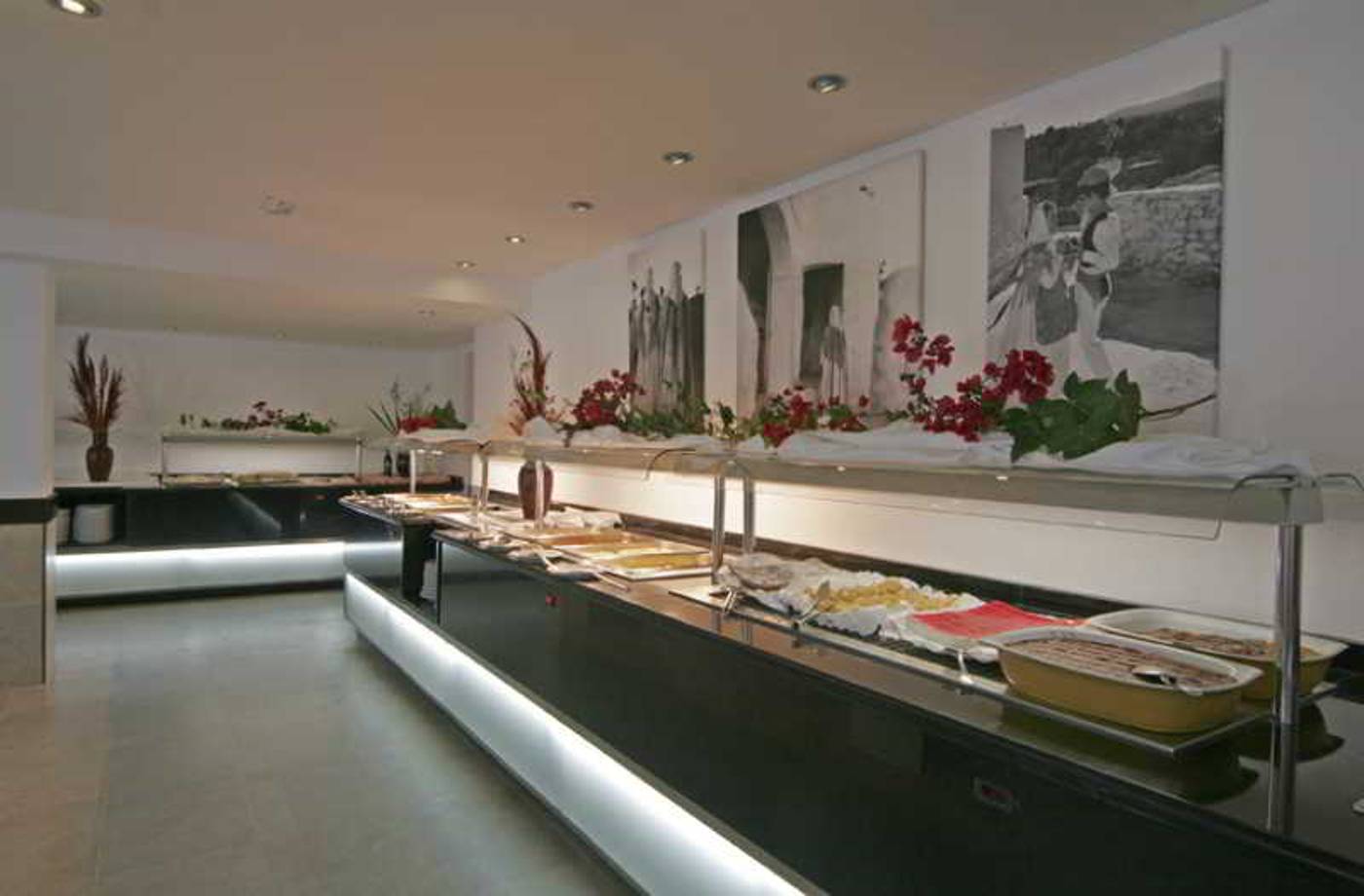 Sirenis-Hotel-Club-Siesta-Restaurant-18