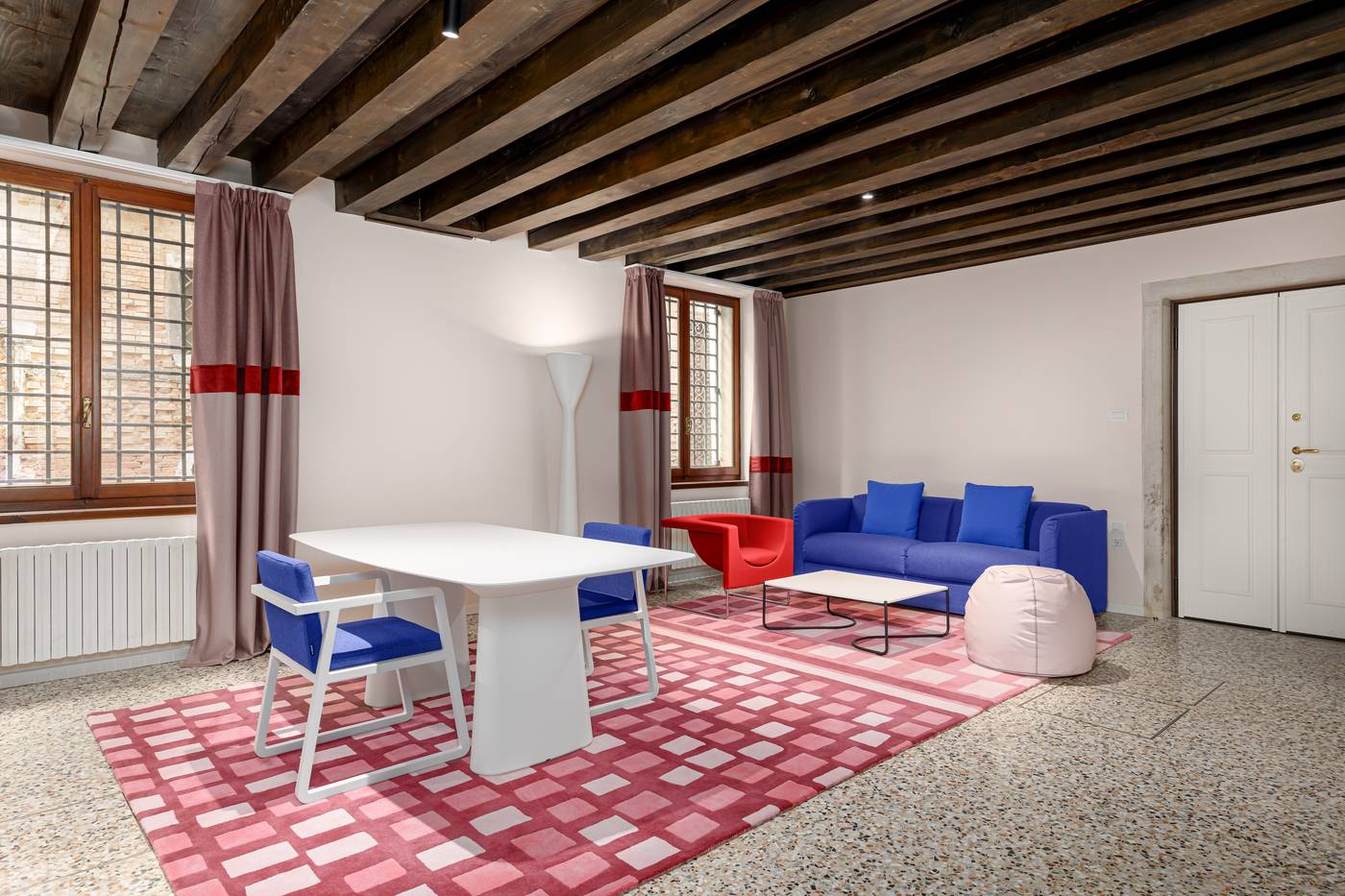 Palazzo-Dei-Fiori-By-Room-Mate-Room-79