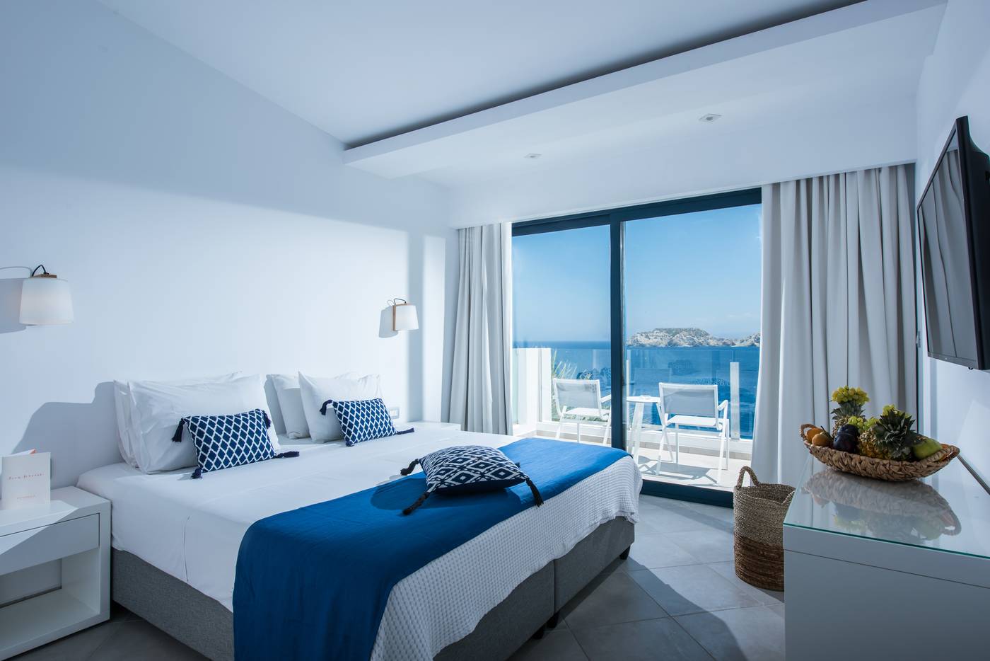 Peninsula-Resort---Spa-Room-29