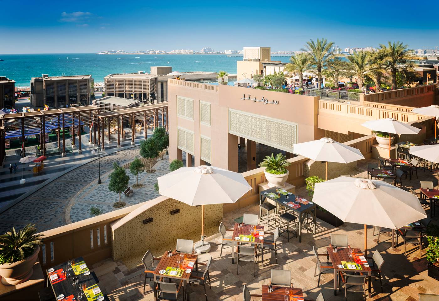 Sofitel-Dubai-Jumeirah-Beach-Restaurant-13