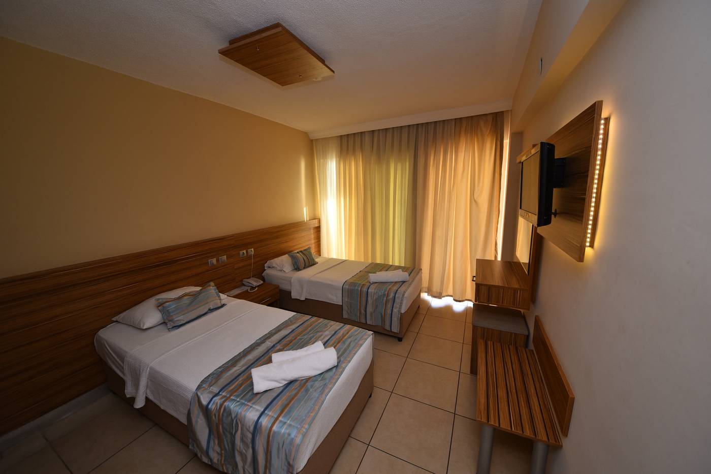 Rosary-Beach-Hotel-Room-24