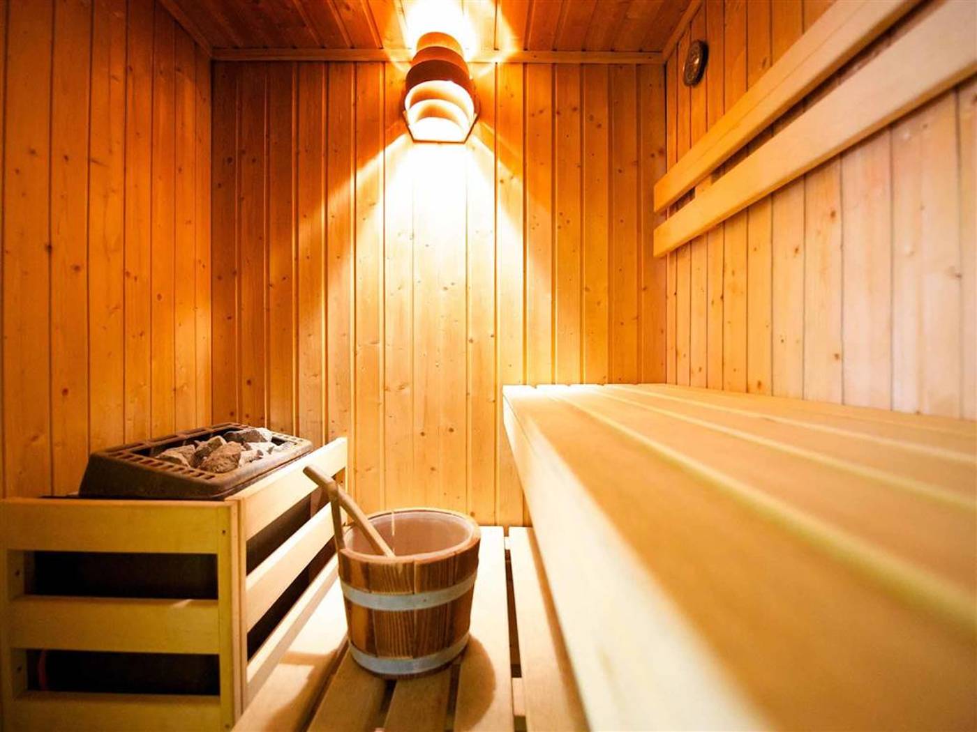 Four-Points-by-Sheraton-Siena-Sports-and-Entertainment-53