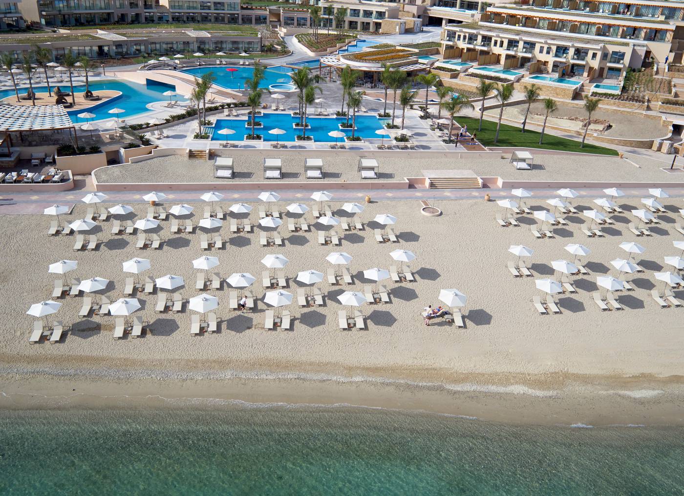 Miraggio-Thermal-Spa-Resort-Beach-12