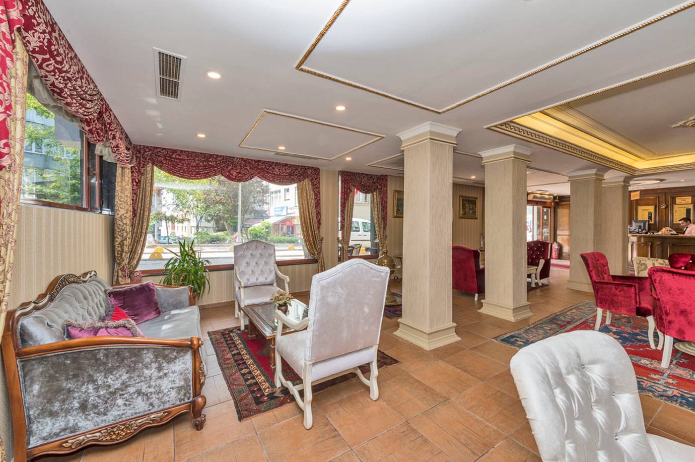 Santa-Sophia-Hotel-Lobby-3