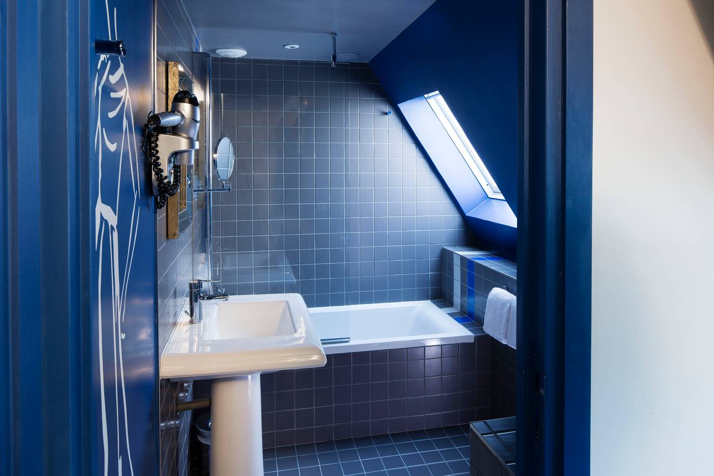 Mademoiselle-Room-27