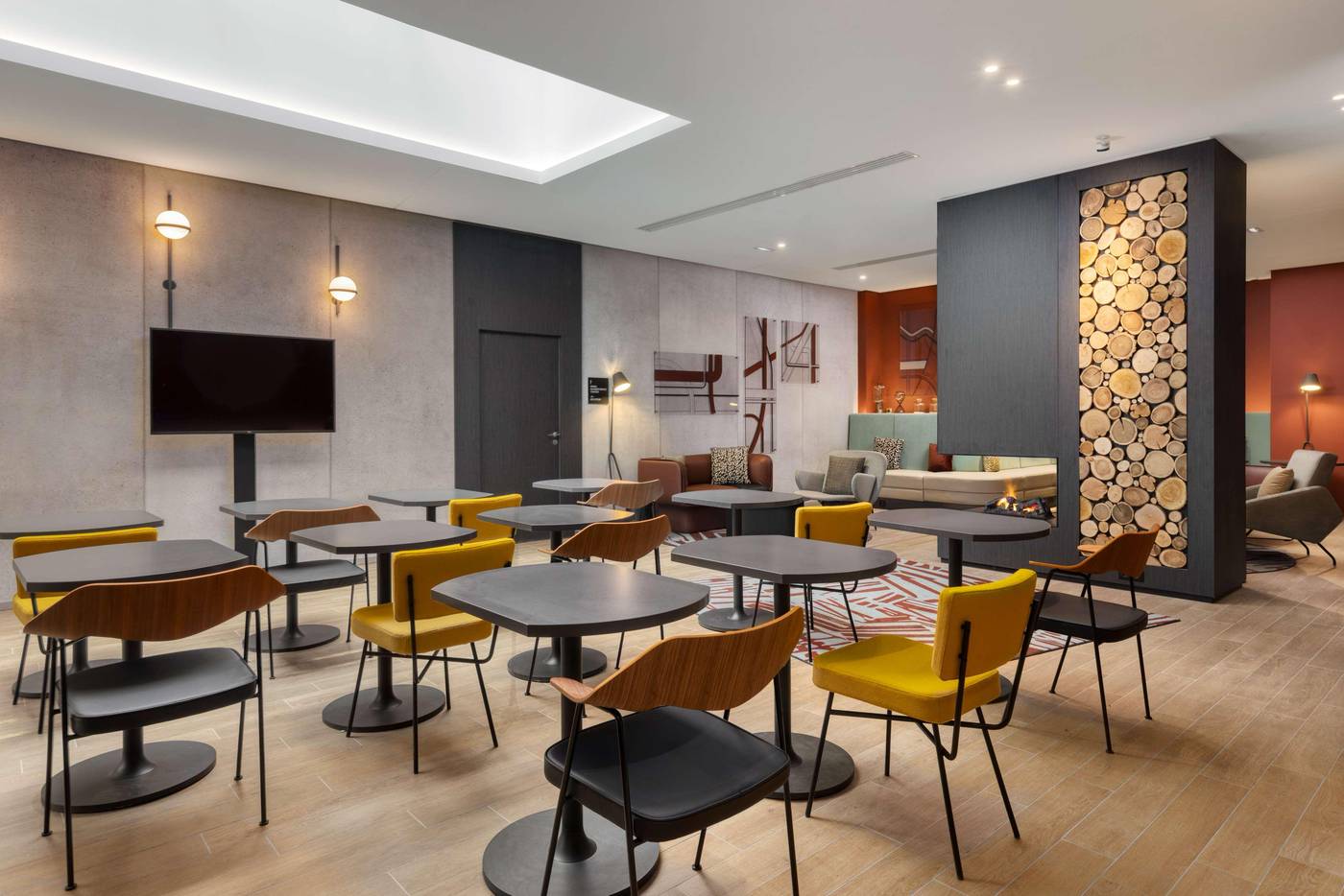 Canopy-By-Hilton-Paris-Eiffel-Tower-Conferences-13