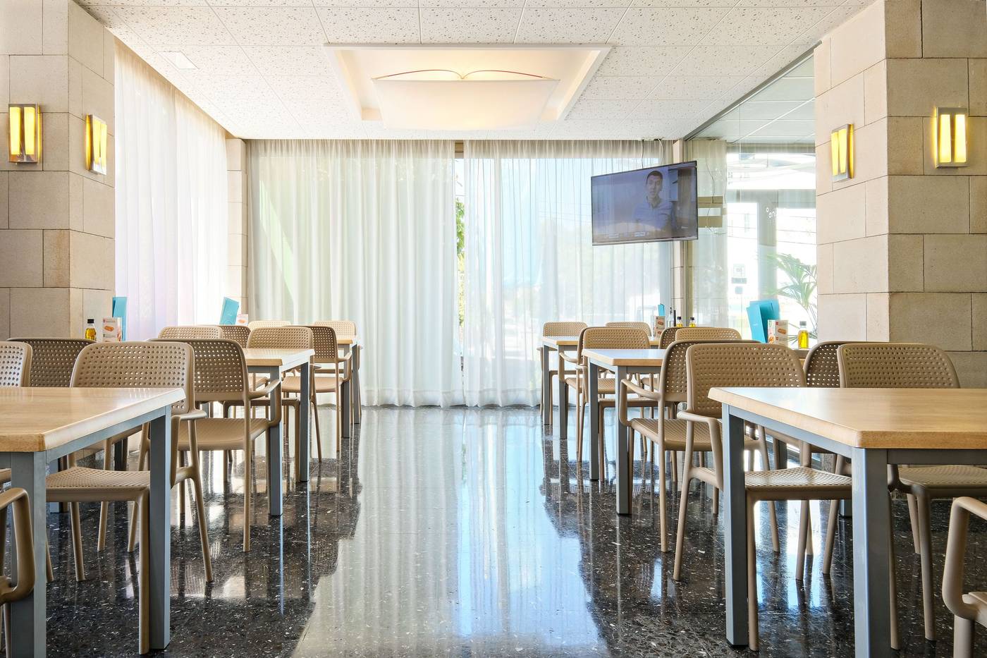 AzuLine-Hotel-S-Anfora---Fleming---Adults-Only-Bar-22