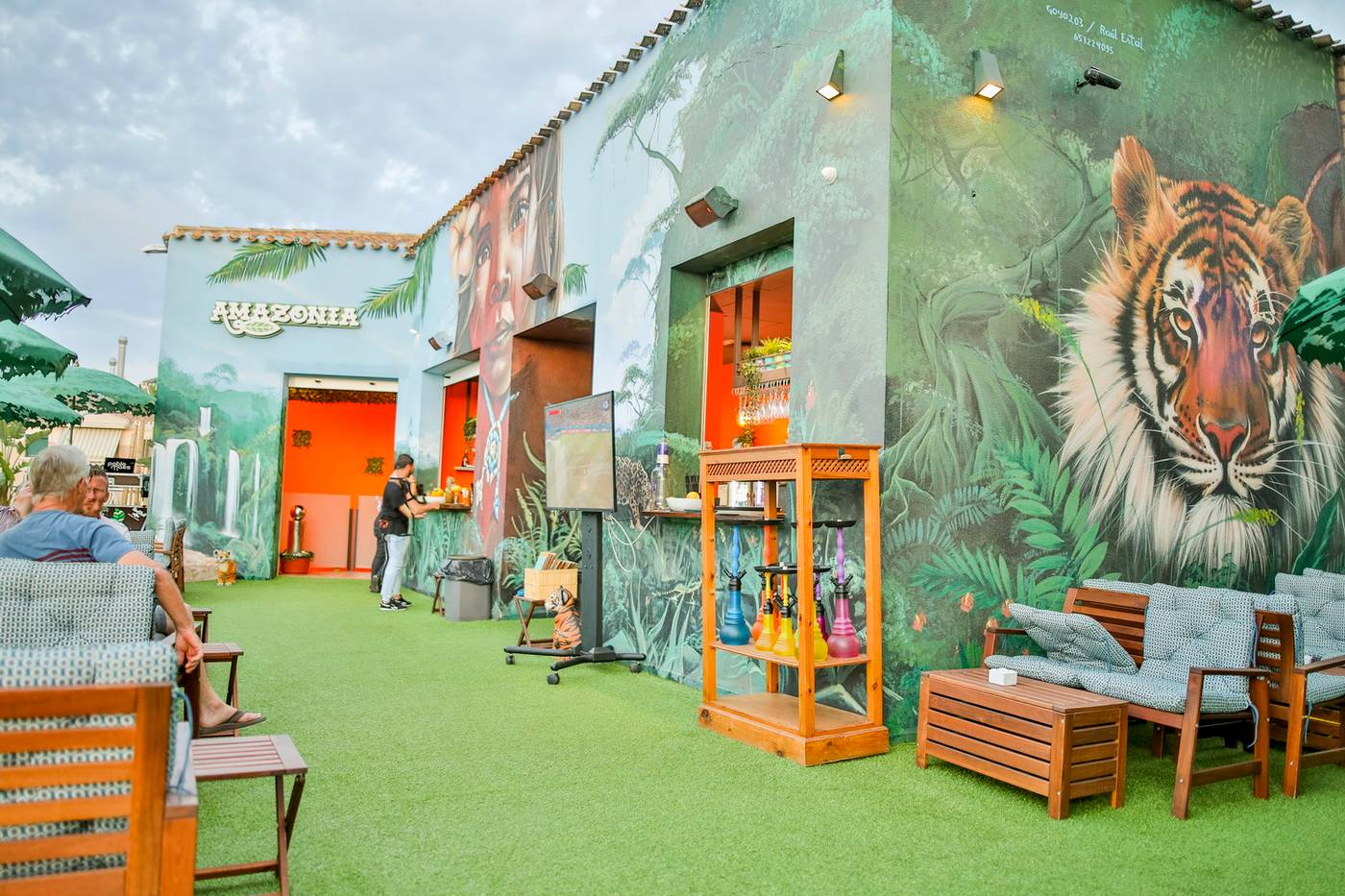 Hotel-525-Terrace-12