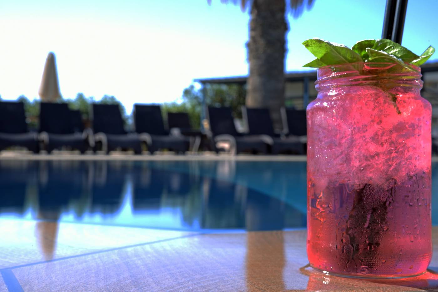 Hillside-Studios-Bar-23