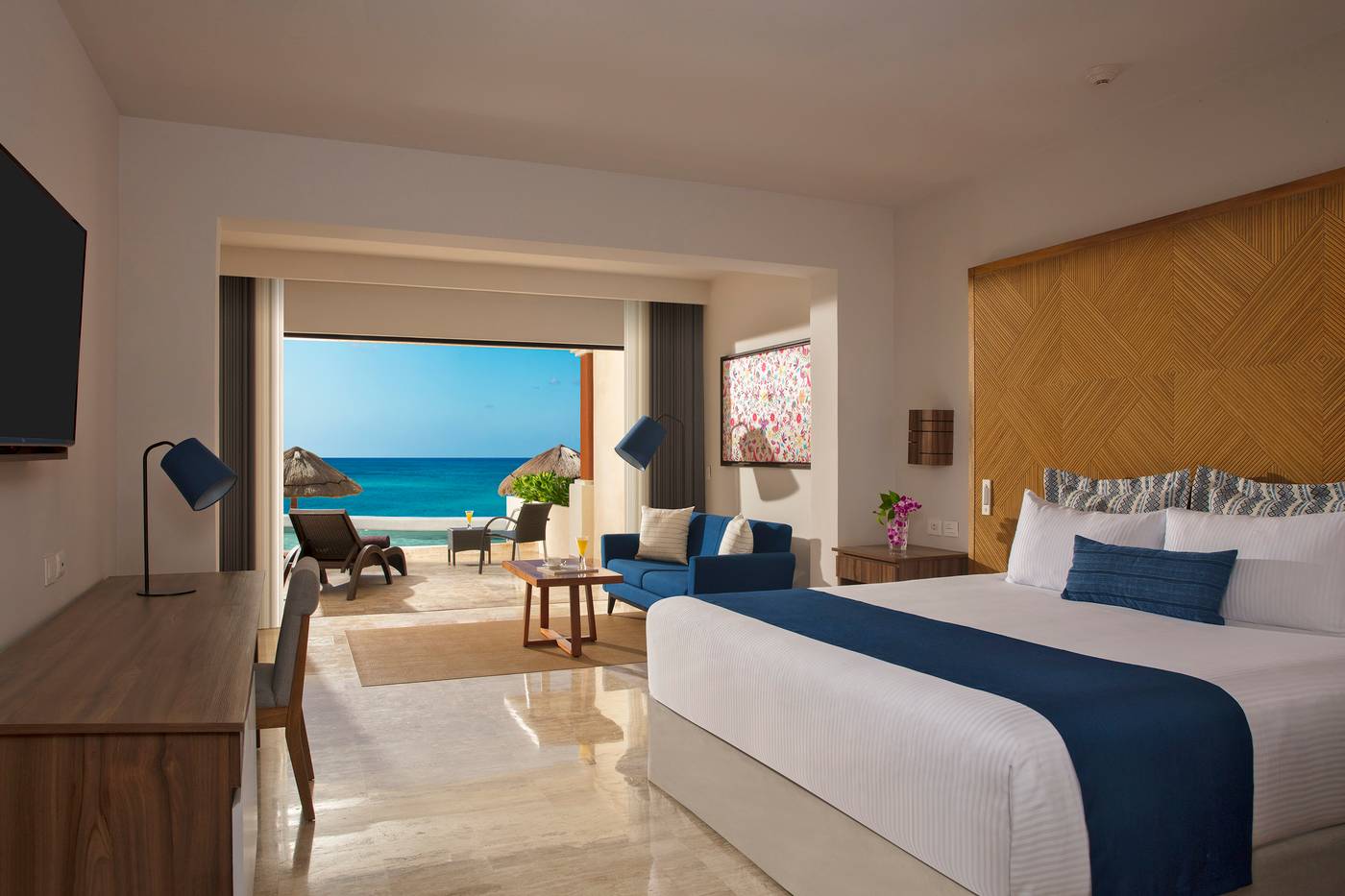 Dreams-Sapphire-Resort---Spa-Room-15