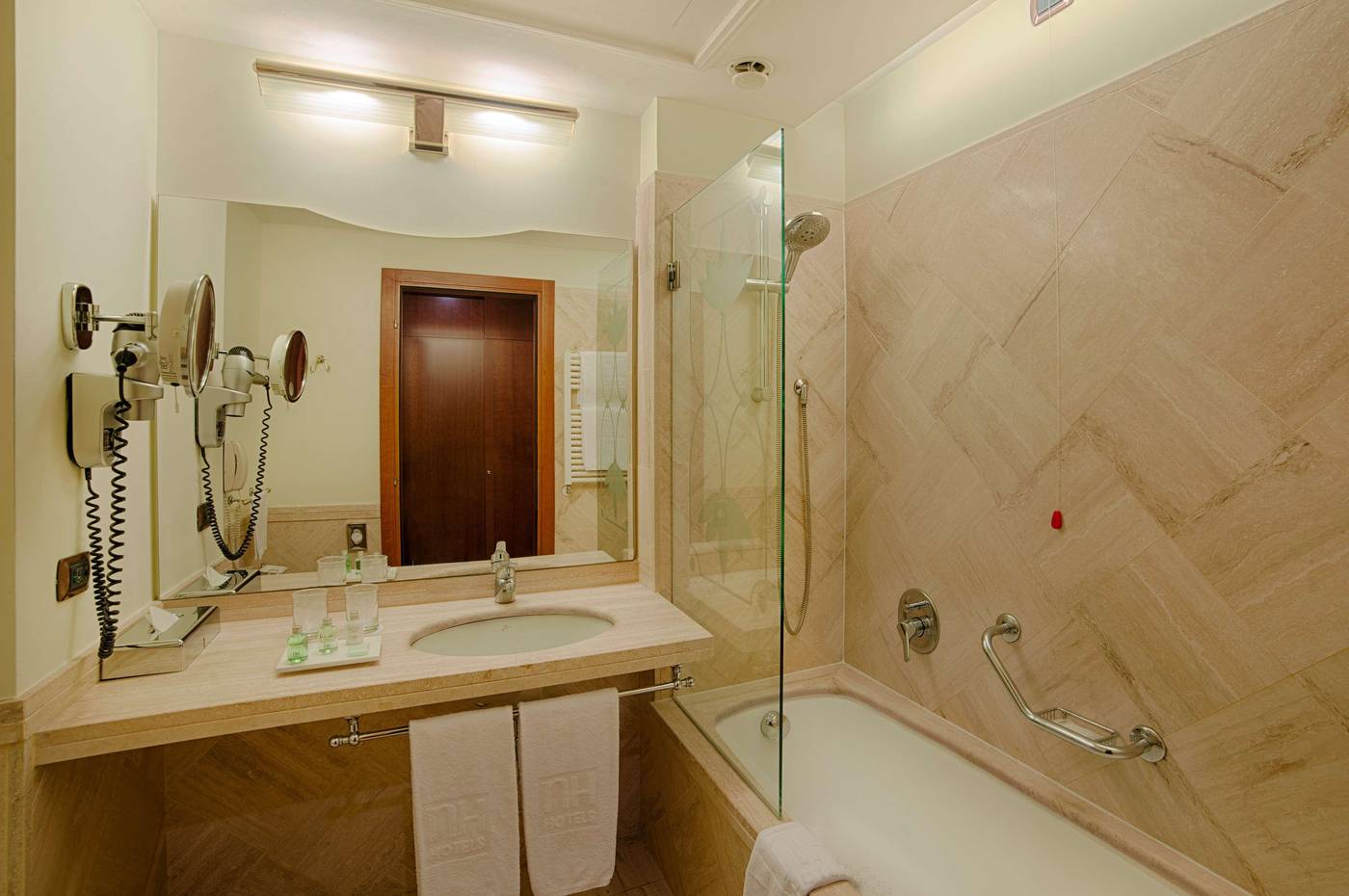 NH-Roma-Villa-Carpegna-Room-22