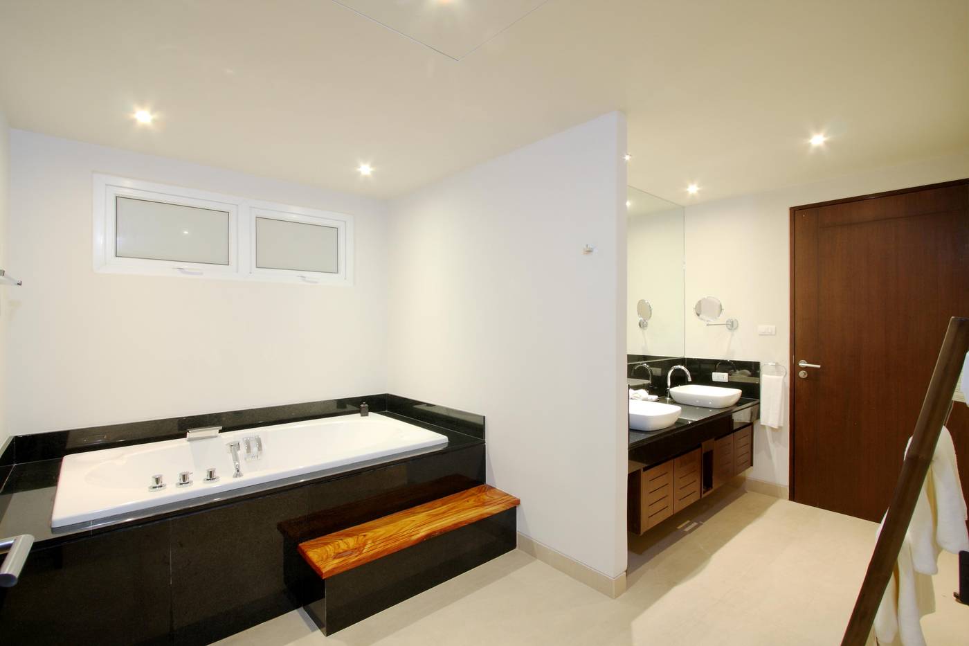 Serenity-Resort---Residences-Room-20