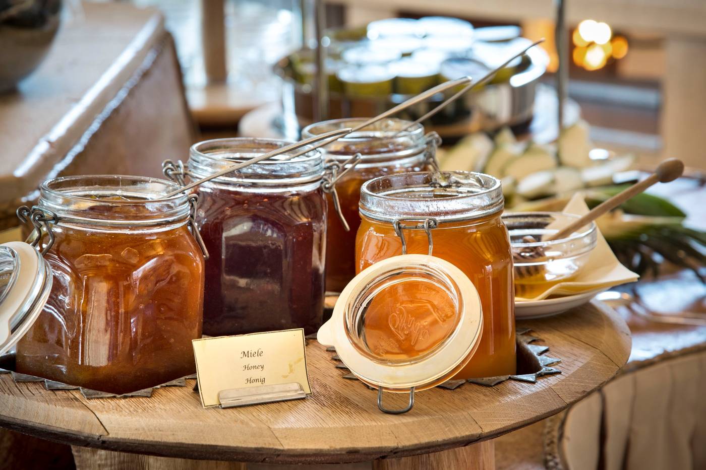 Arathena-Restaurant-36