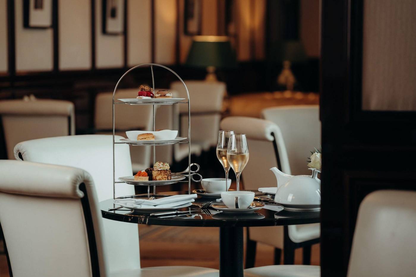 Ritz-Carlton-Berlin-Restaurant-25