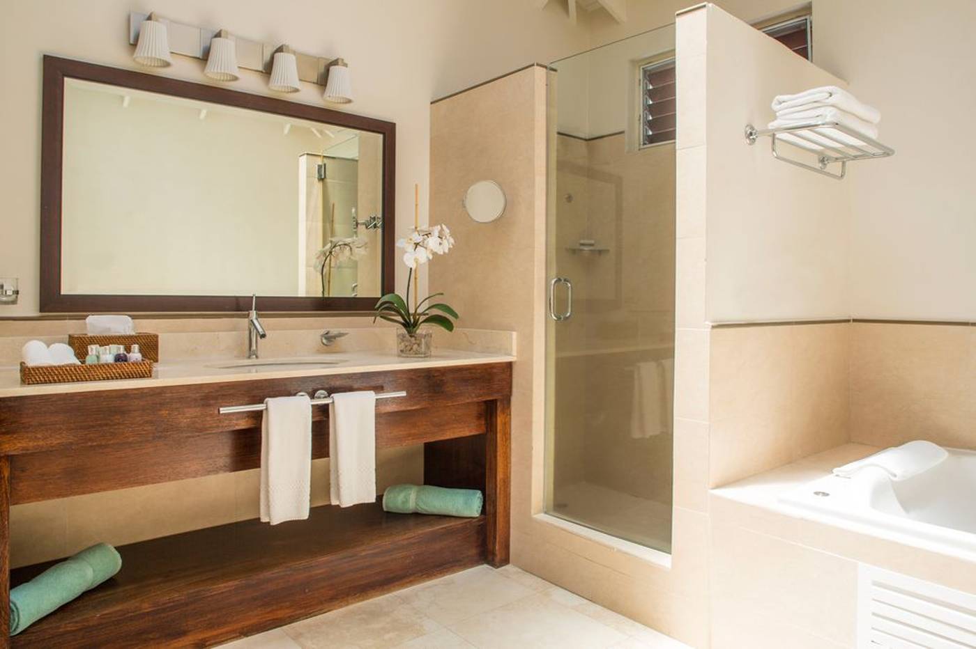 Spice-Island-Beach-Resort-All-Inclusive-Room-28