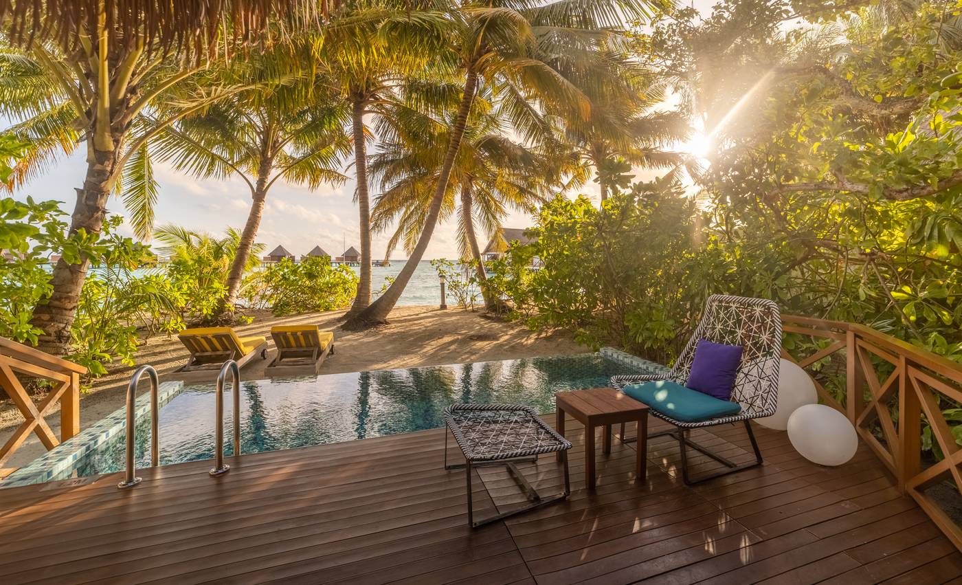 Mercure Maldives Kooddoo Resort