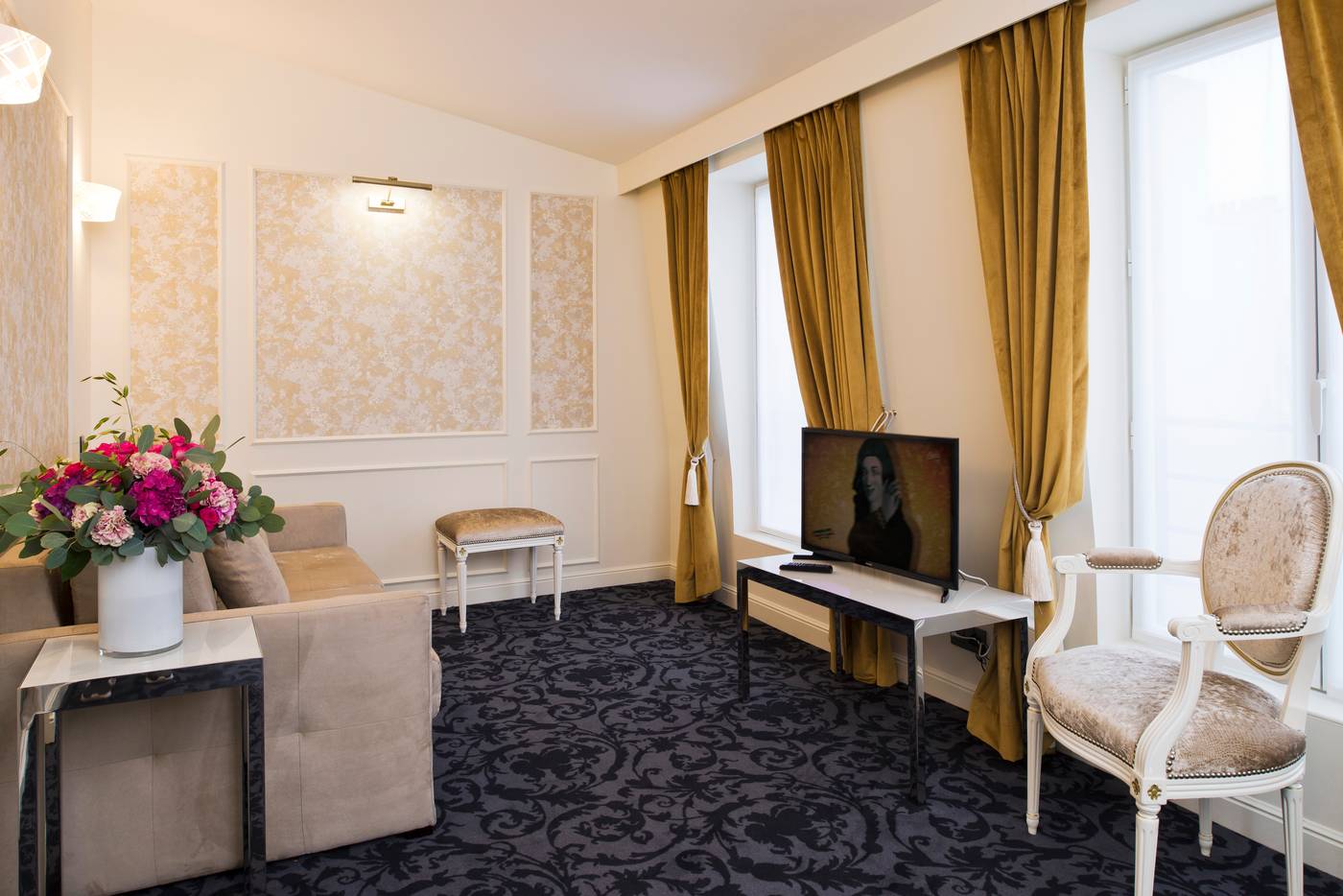 Hotel-Saint-Petersbourg-Opera---Spa-Room-40
