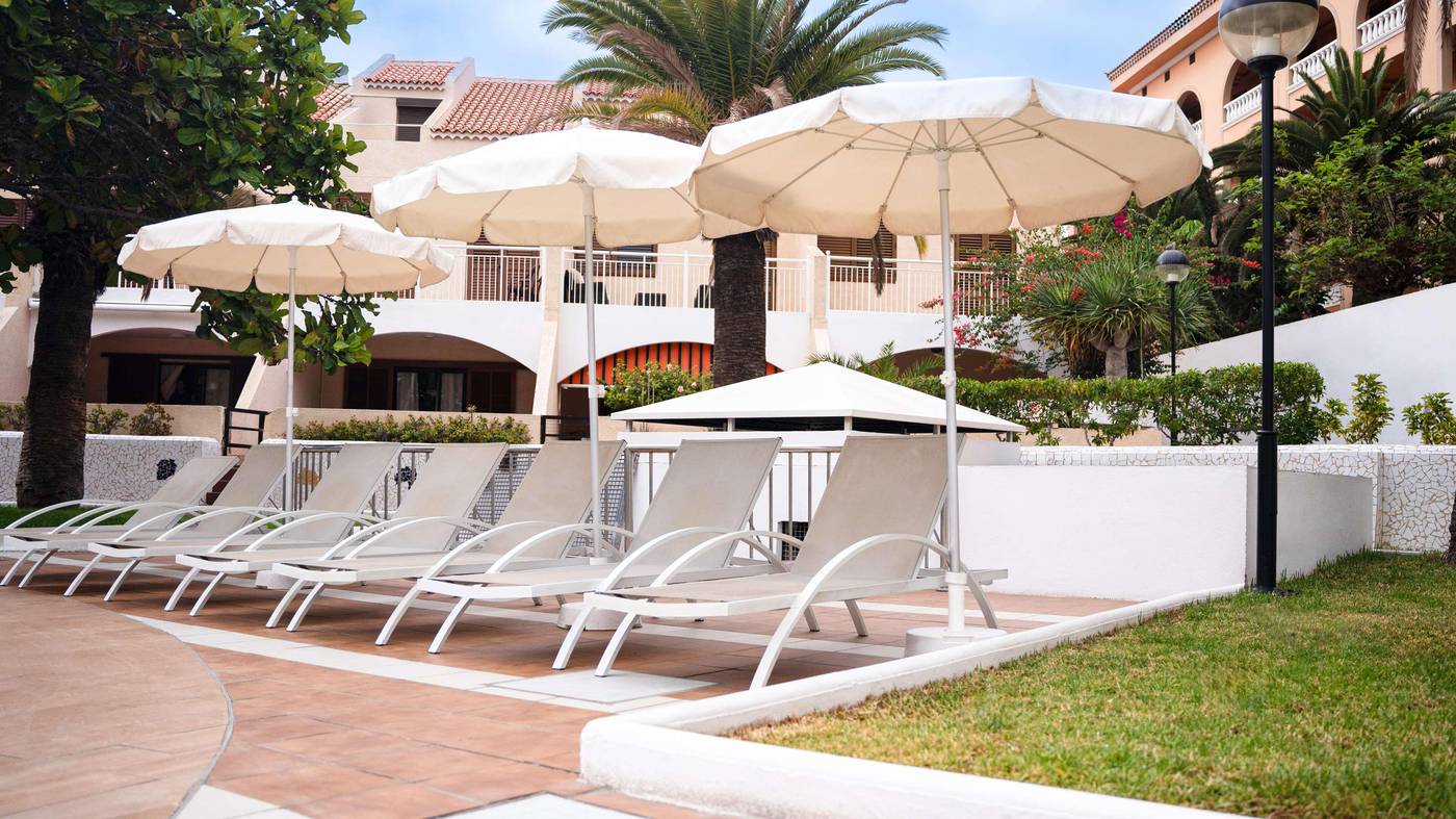 Coral-Compostela-Beach-Room-3