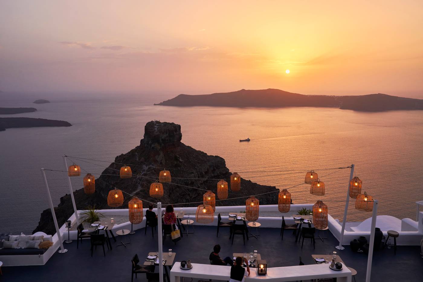 Astra-Suites-Restaurant-82