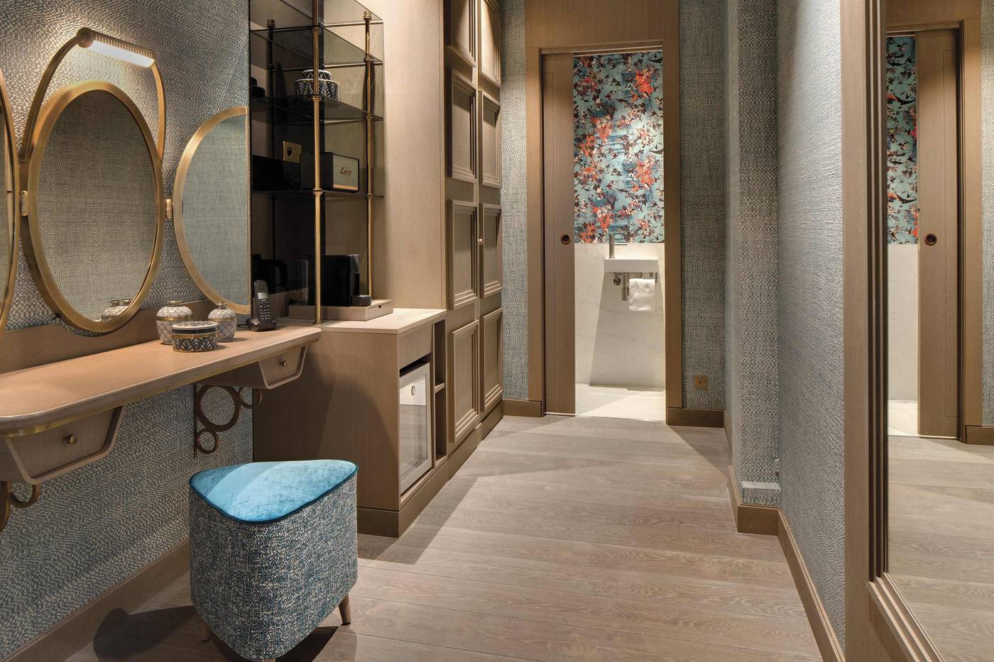 La-Demeure-Montaigne-Room-64