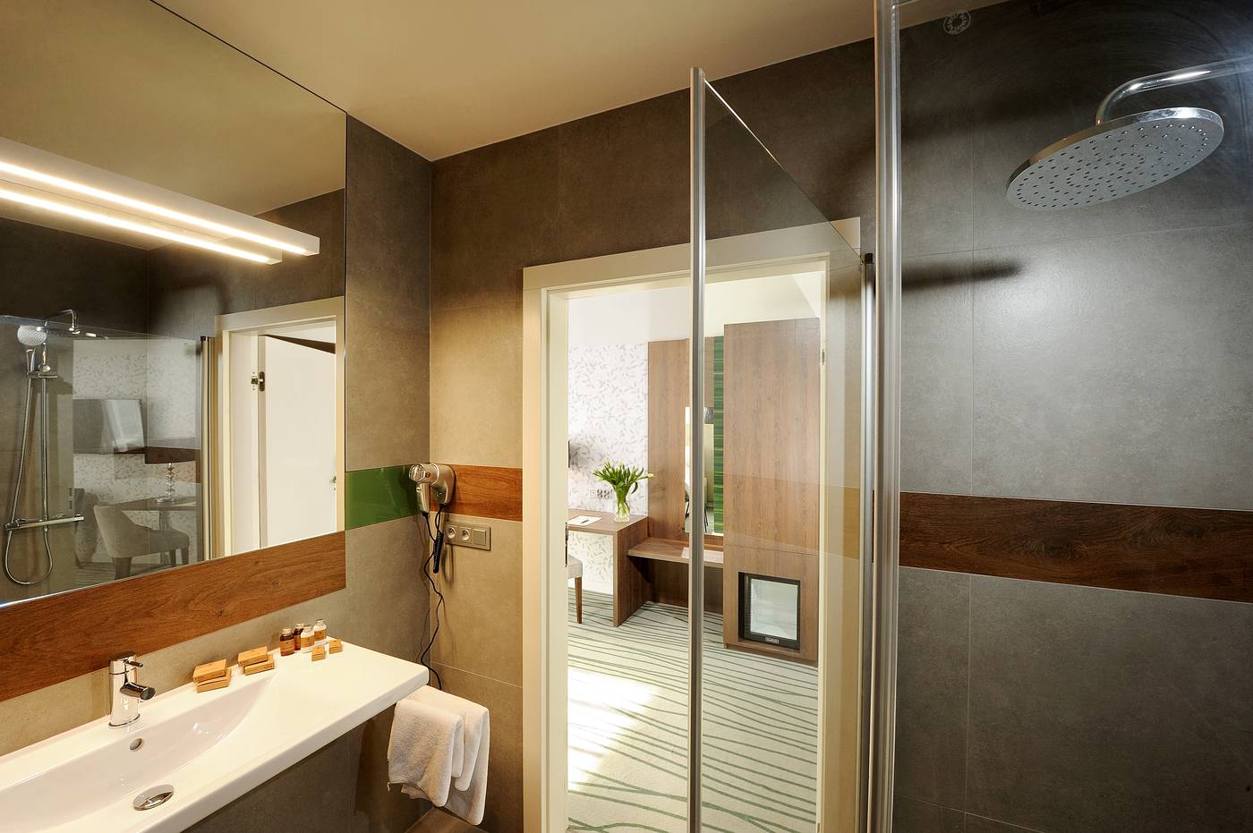 Plaza-Boutique-Hotel-Room-32