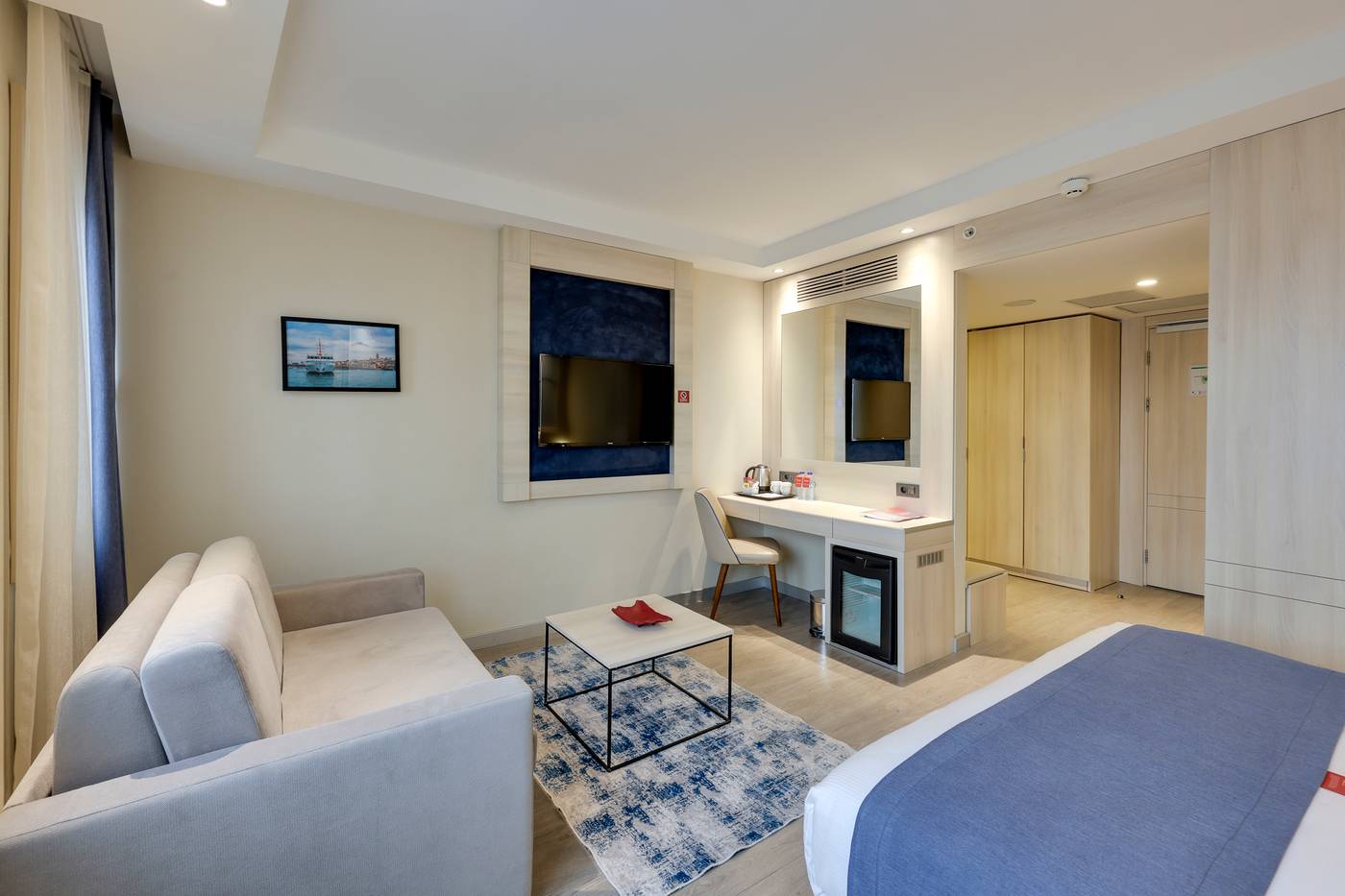 Ramada-Istanbul-Old-City-Room-30