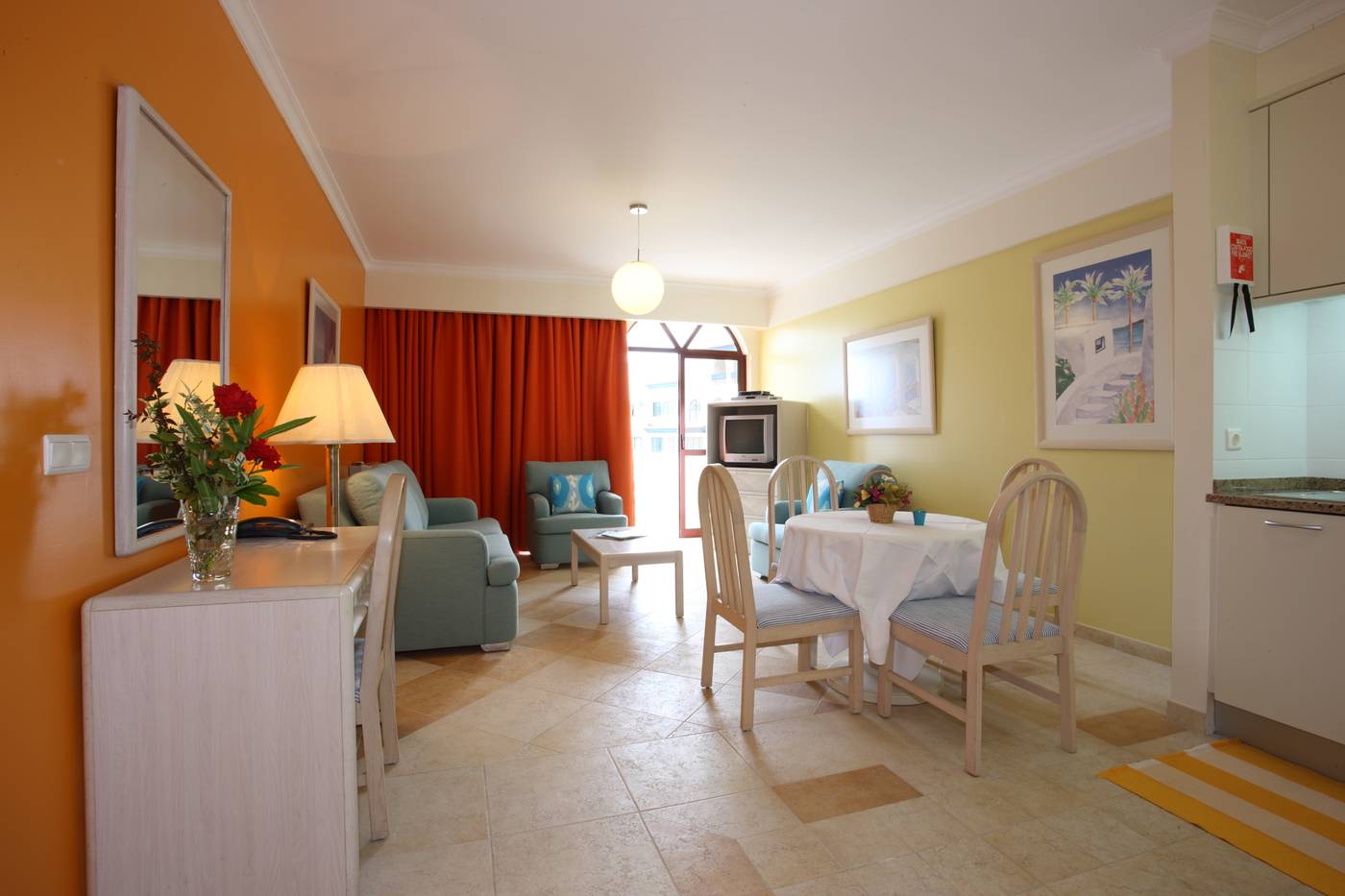 Canico-Bay-Club-Room-11