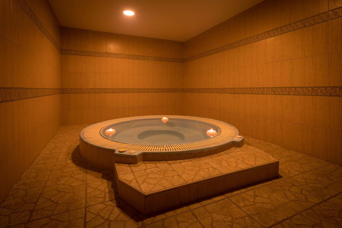 htop-Calella-Palace-Sports-and-Entertainment-20