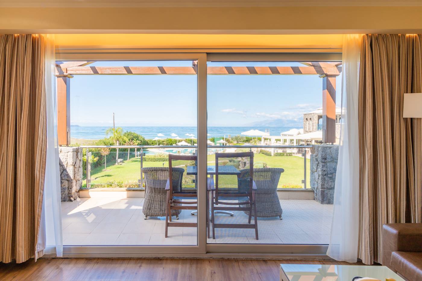 Restia Suites Exclusive Resort - New