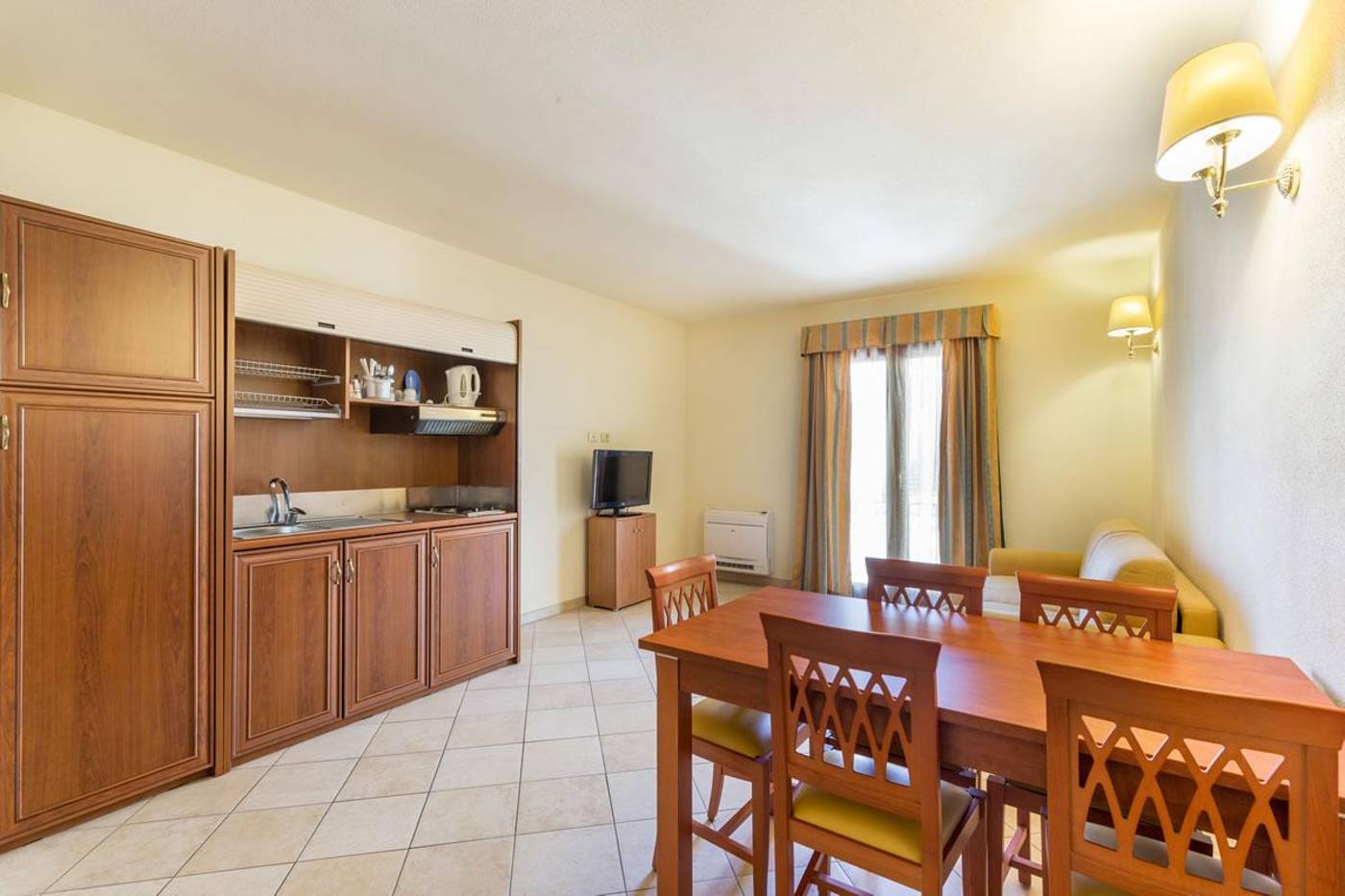 Hotel-Regina-Elena-Room-16