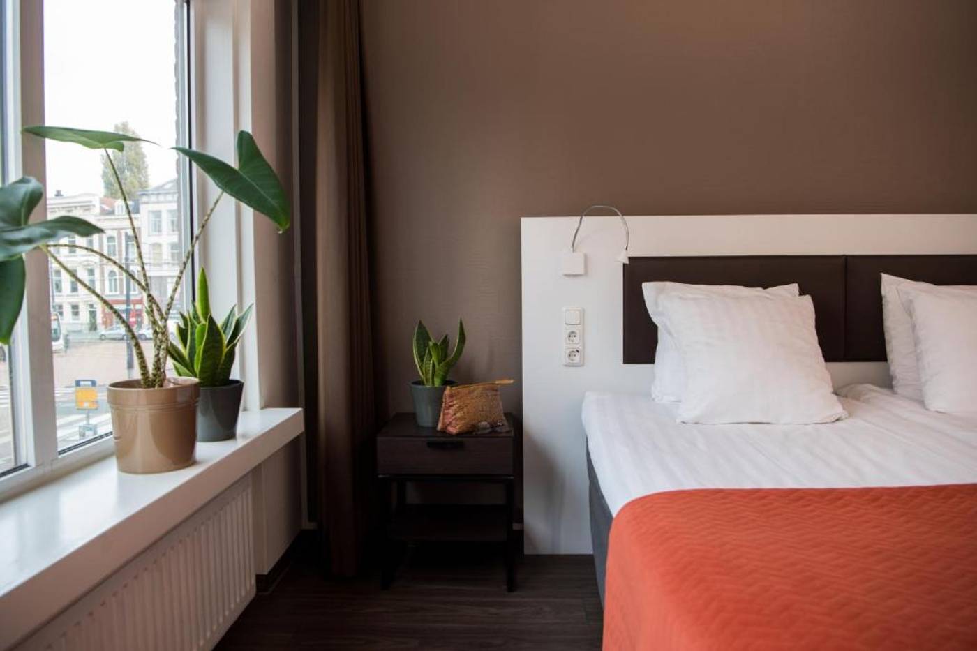 Hotel Emma Rotterdam-Netherlands-Rotterdam-Room-5