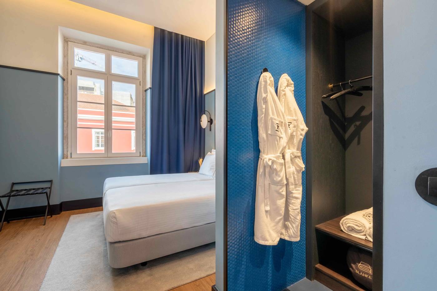 The-Editory-Riverside-Santa-Apolonia-Hotel-Room-47