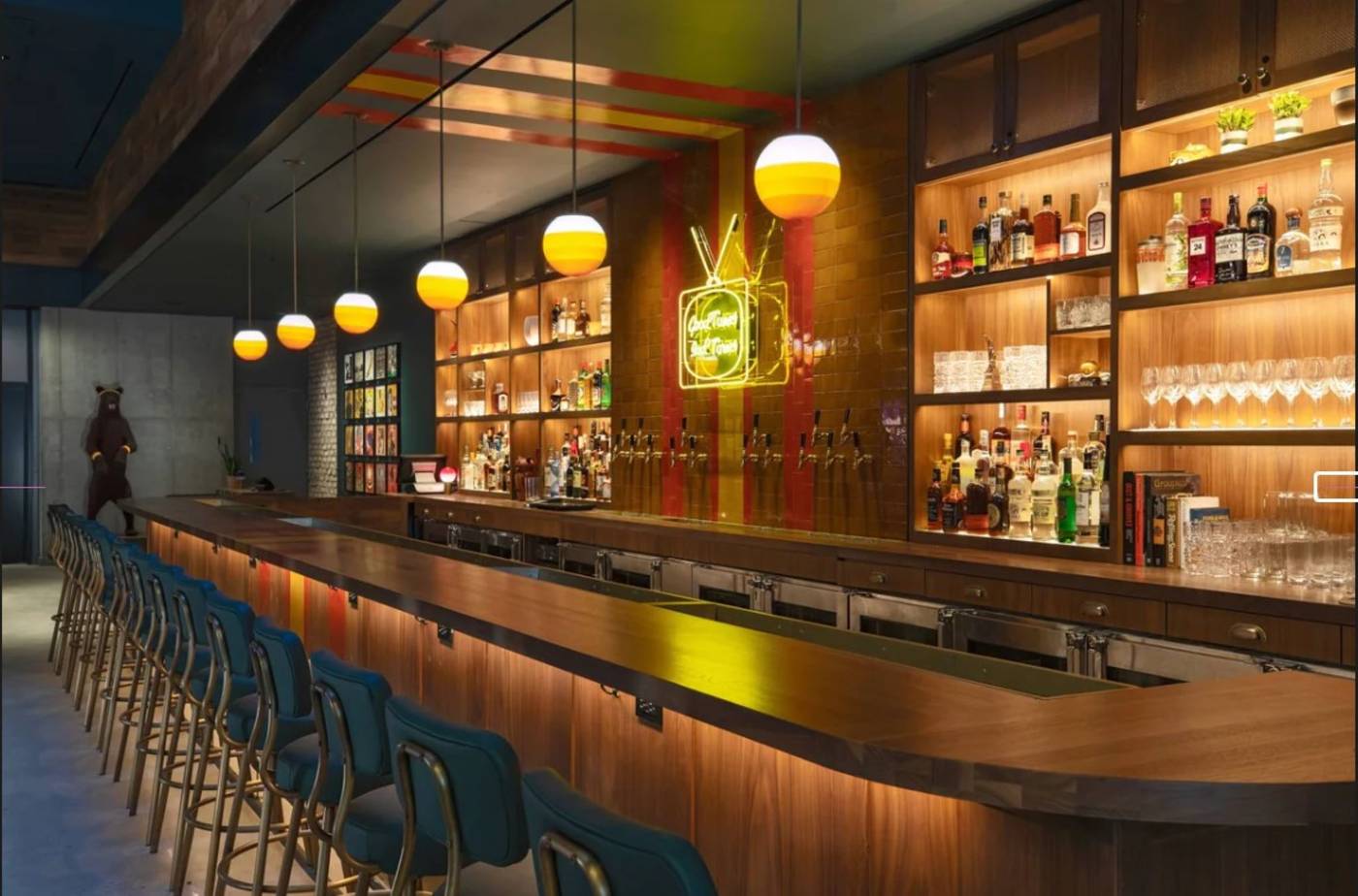 Moxy-NYC-Downtown-Bar-17