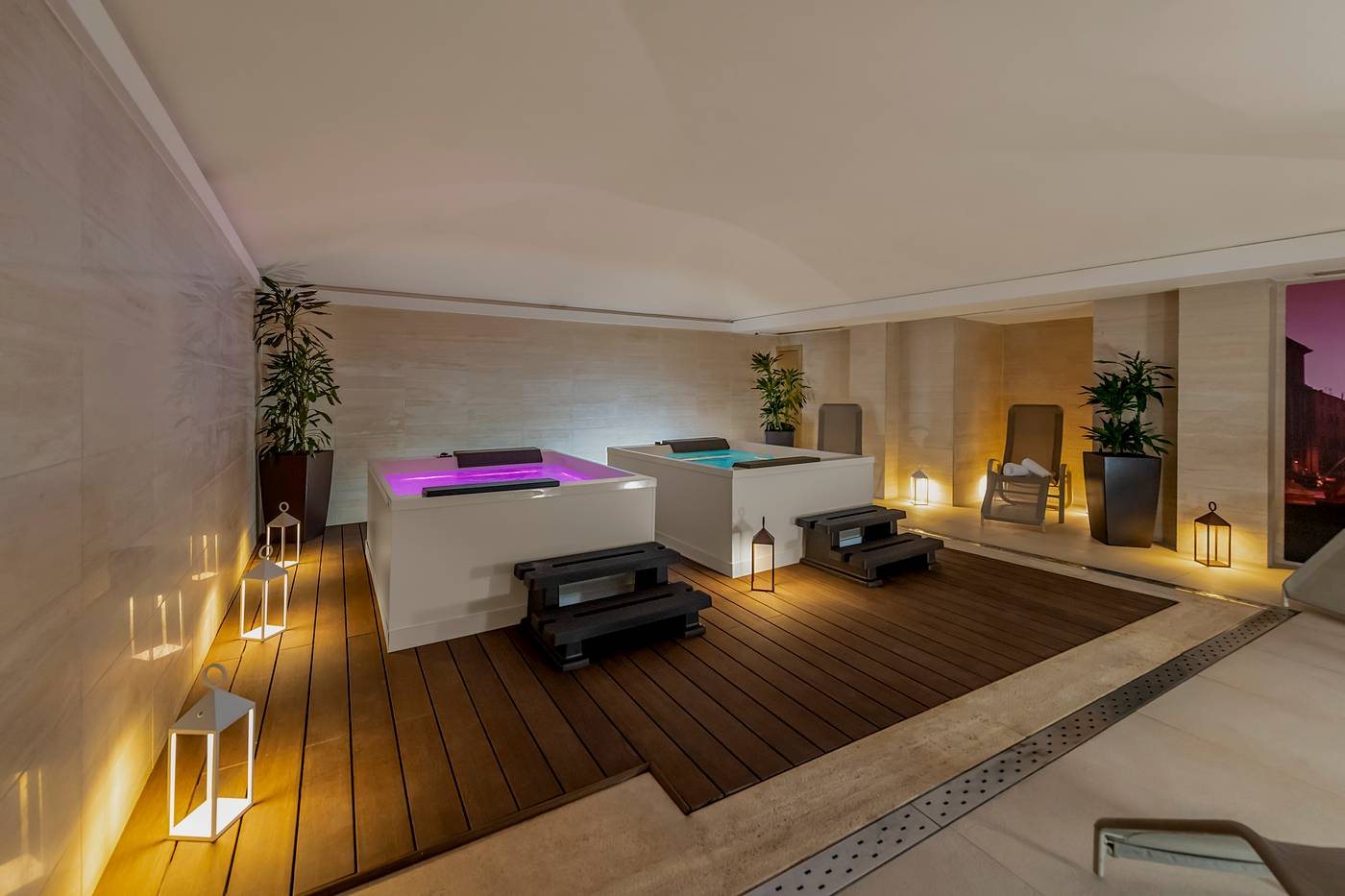 Indigo-Hotel-Rome---St--George-Pool-75