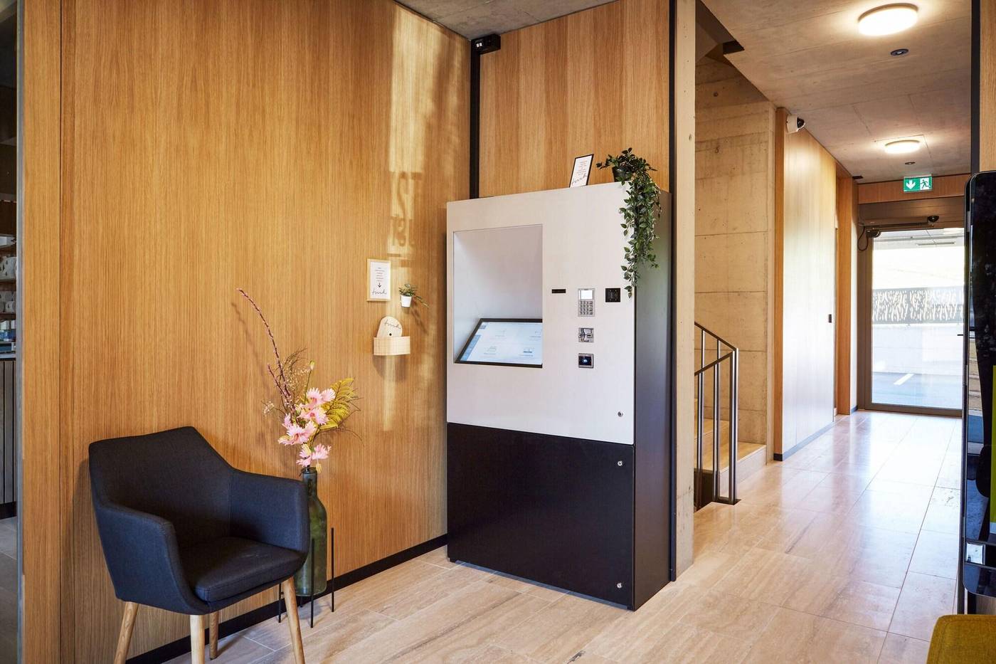 Tailormade Hotel Rigiblick Kuessnacht-Switzerland-Kuessnacht-Lobby-4