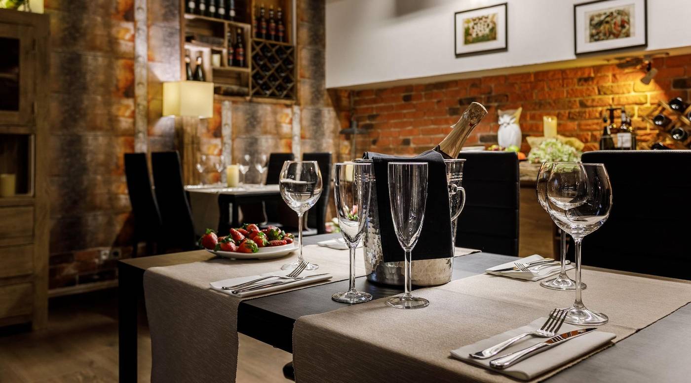 Art---Garden-Residence-Restaurant-14