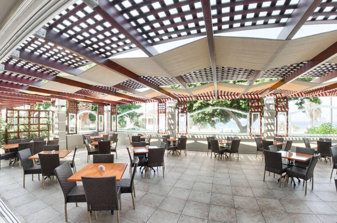 Sirene-beach-Restaurant-20