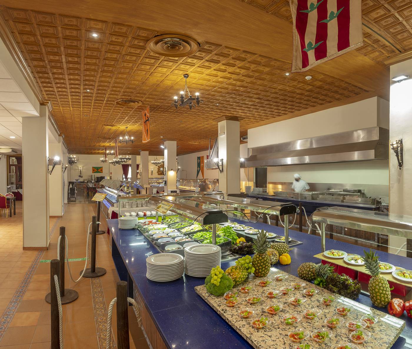 Magic-Robin-Hood-Restaurant-51