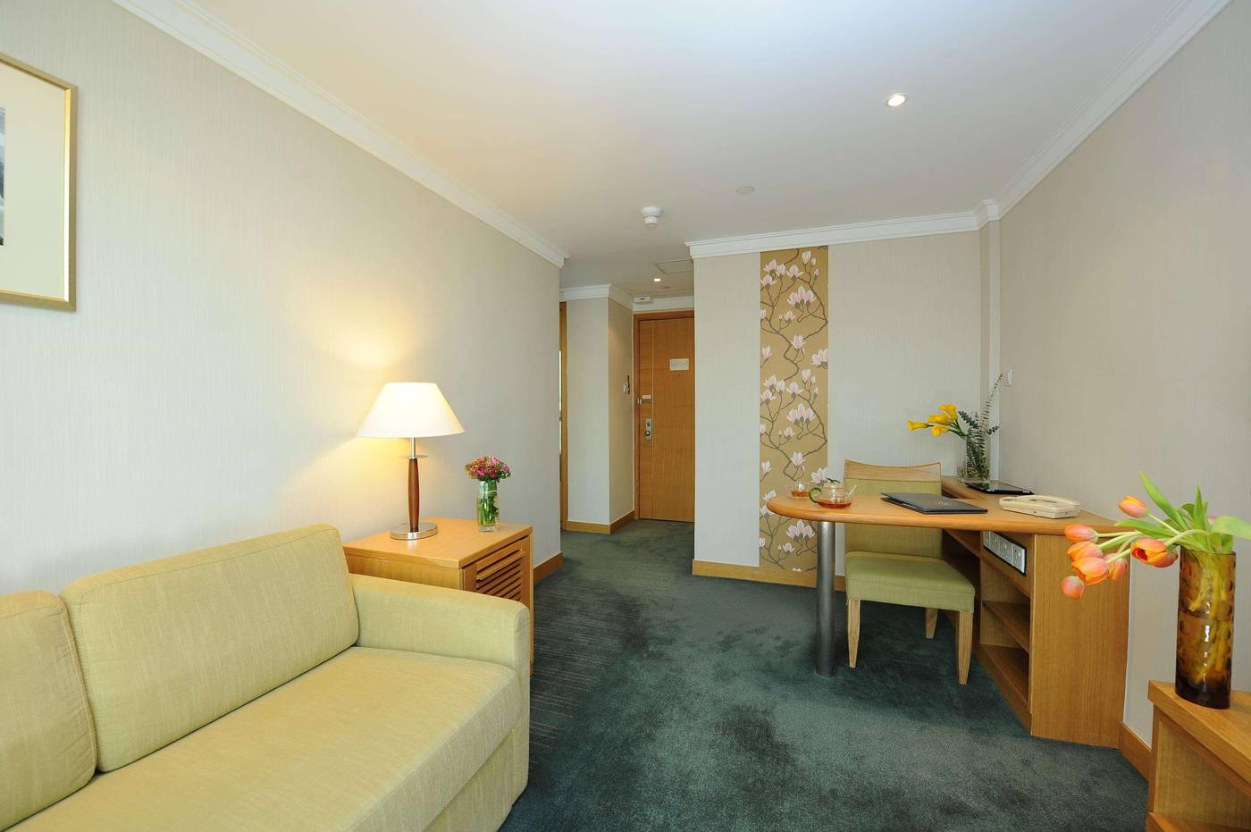 Bishop-Lei-International-House-Room-16