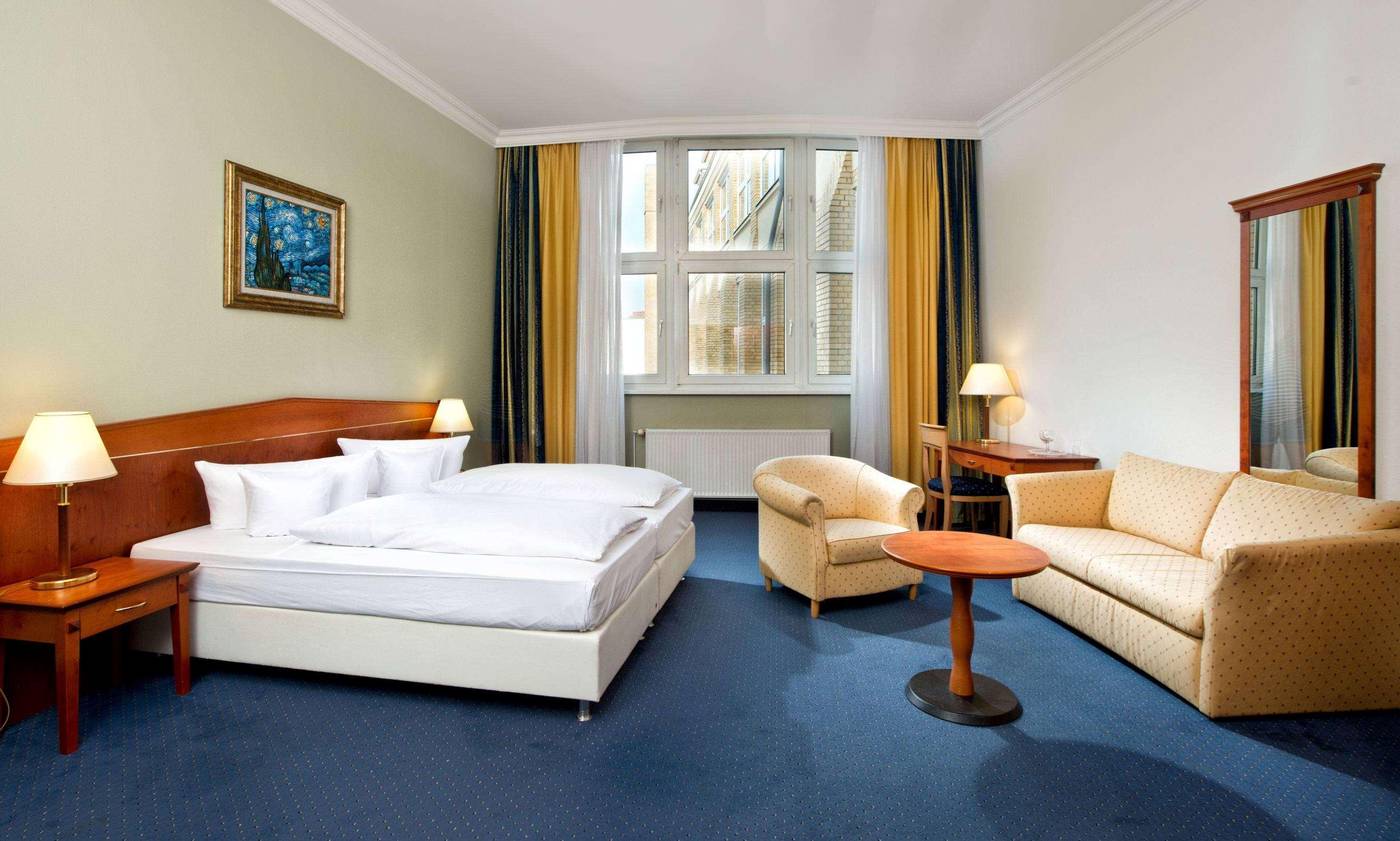 Wyndham-Garden-Berlin-Mitte-Room-6