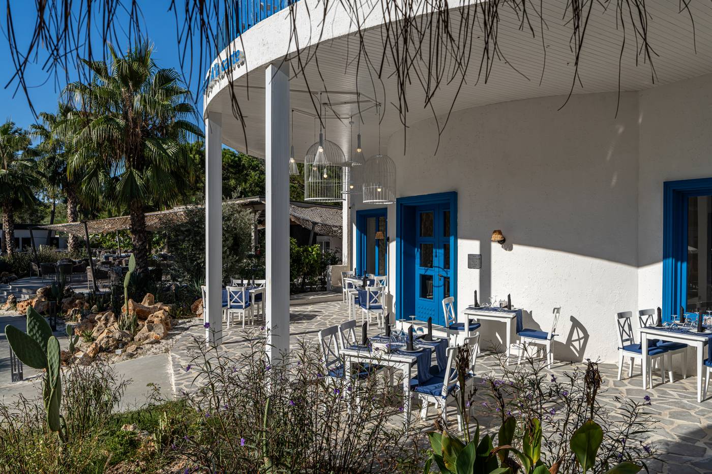 Berry Blue Hotel