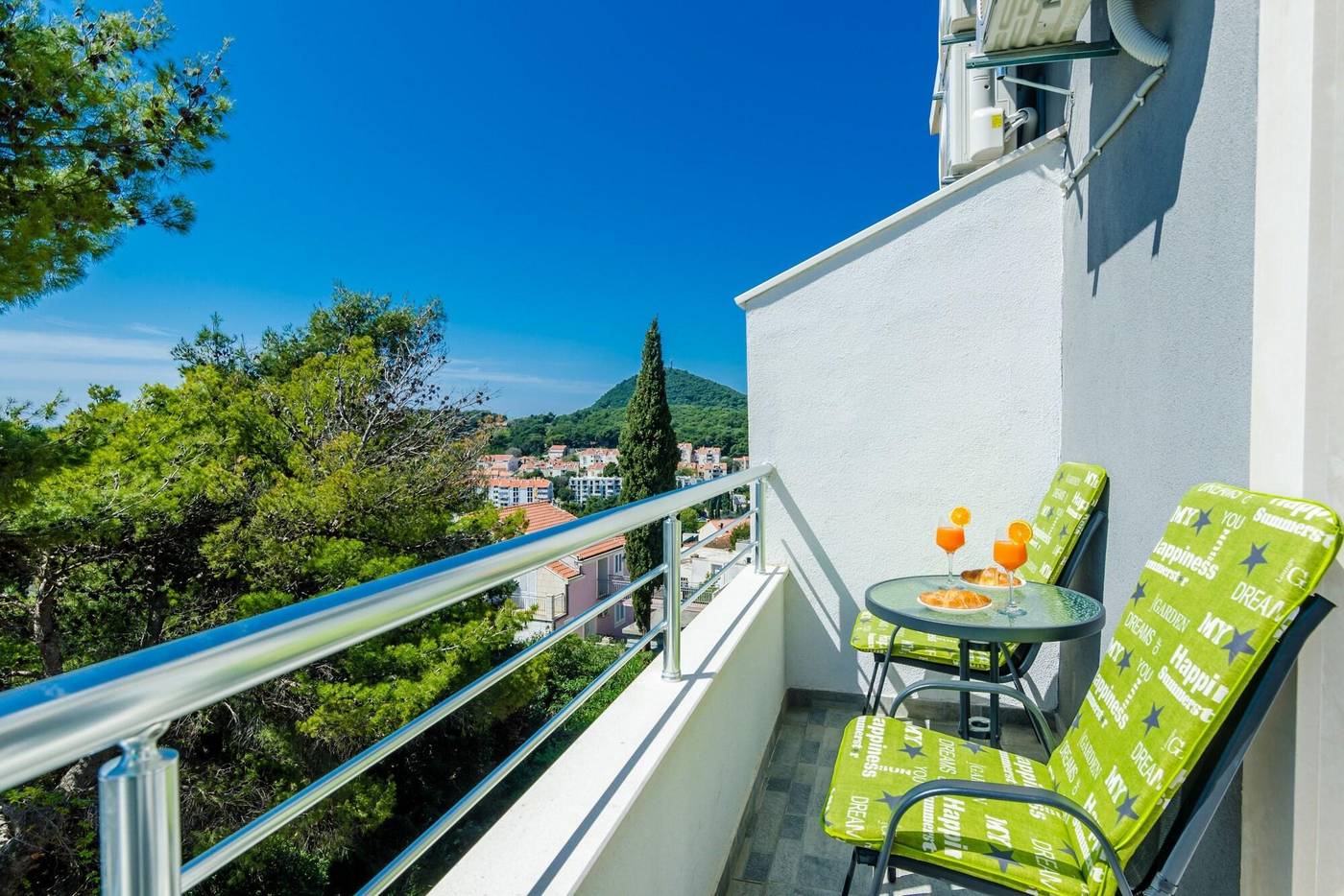 Guest-House-Nikolina-Room-61