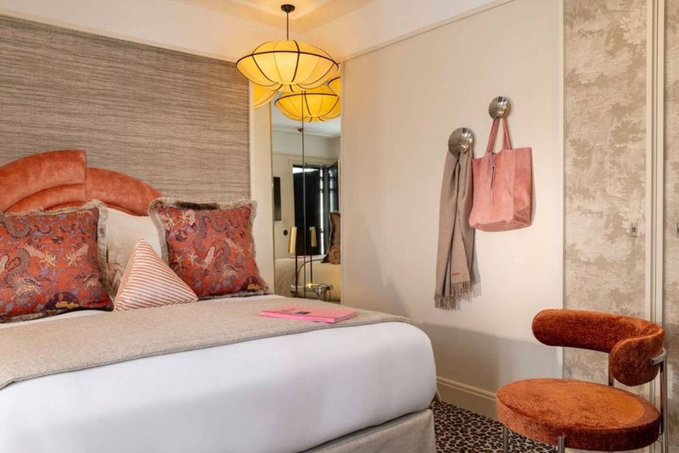 Hotel-Chaplain-Rive-Gauche-Room-15