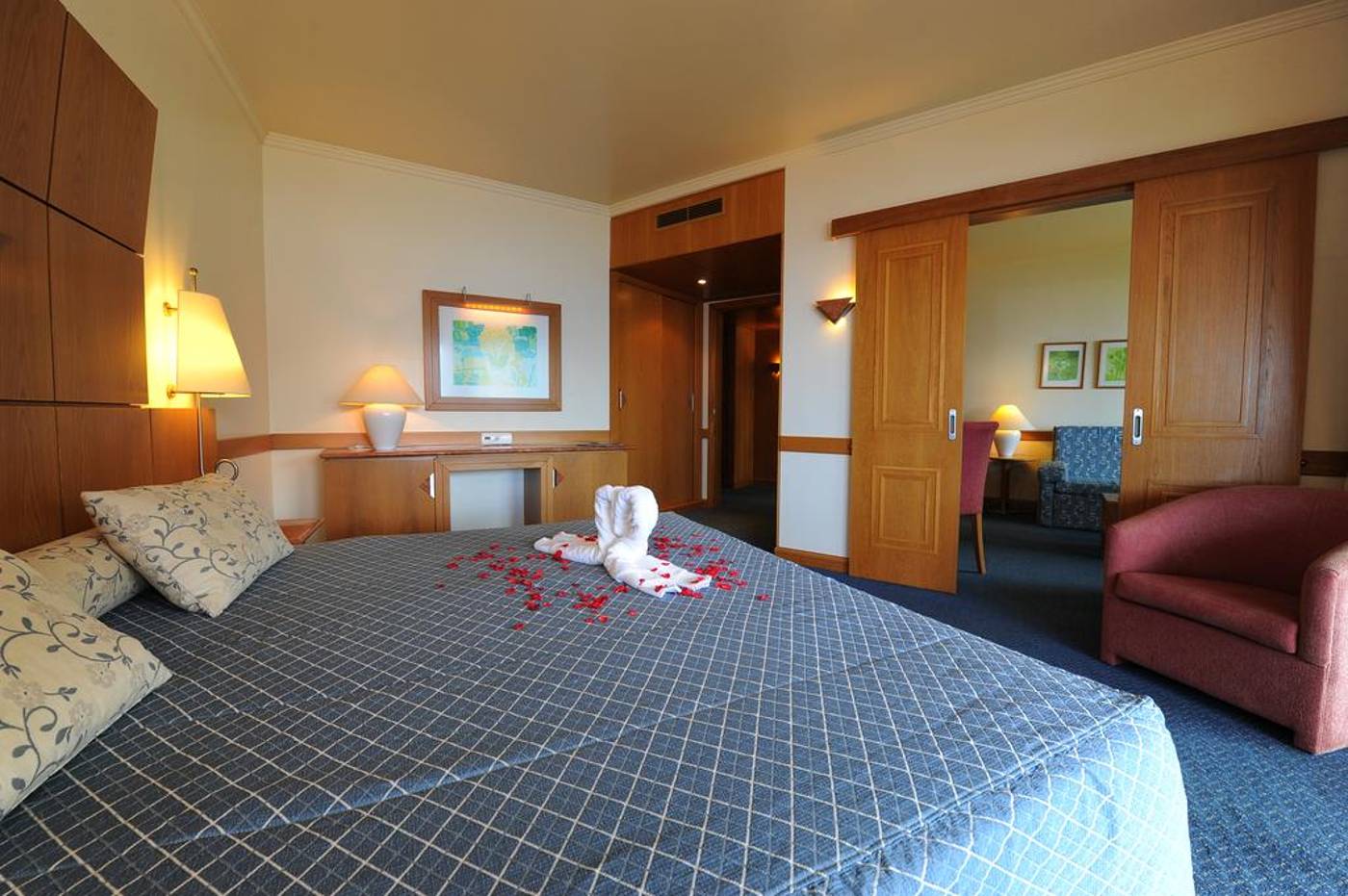 Monte-Mar-Palace-Room-10