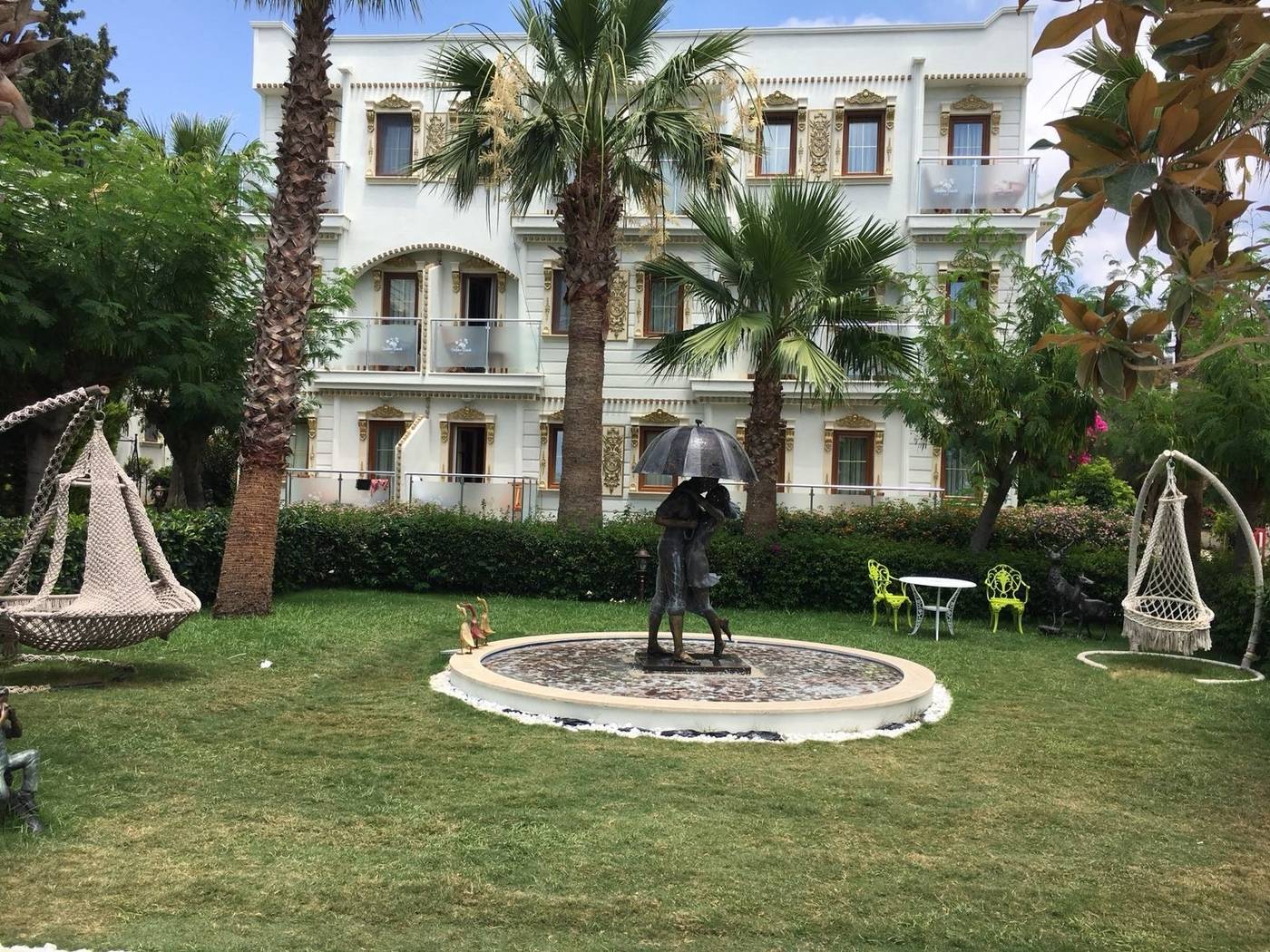 Golden-Beach-General-view-8